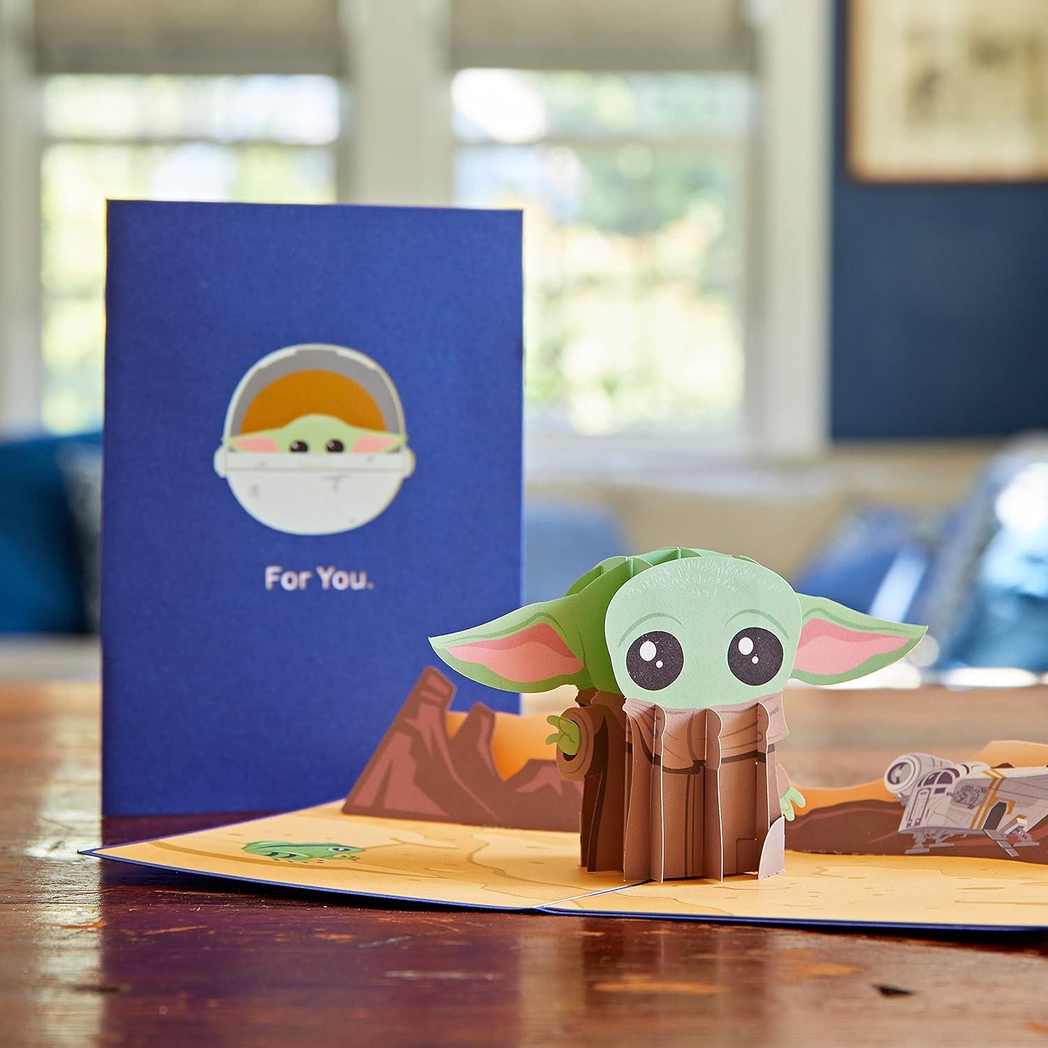 Tarjeta Pop Up Lovepop Star Wars El Niño 12.7x17.8 cm 3D