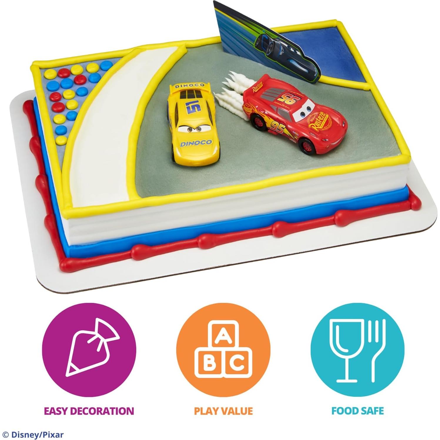 Cake Topper DecoPac Cars 3 con Lightning McQueen y Cruz