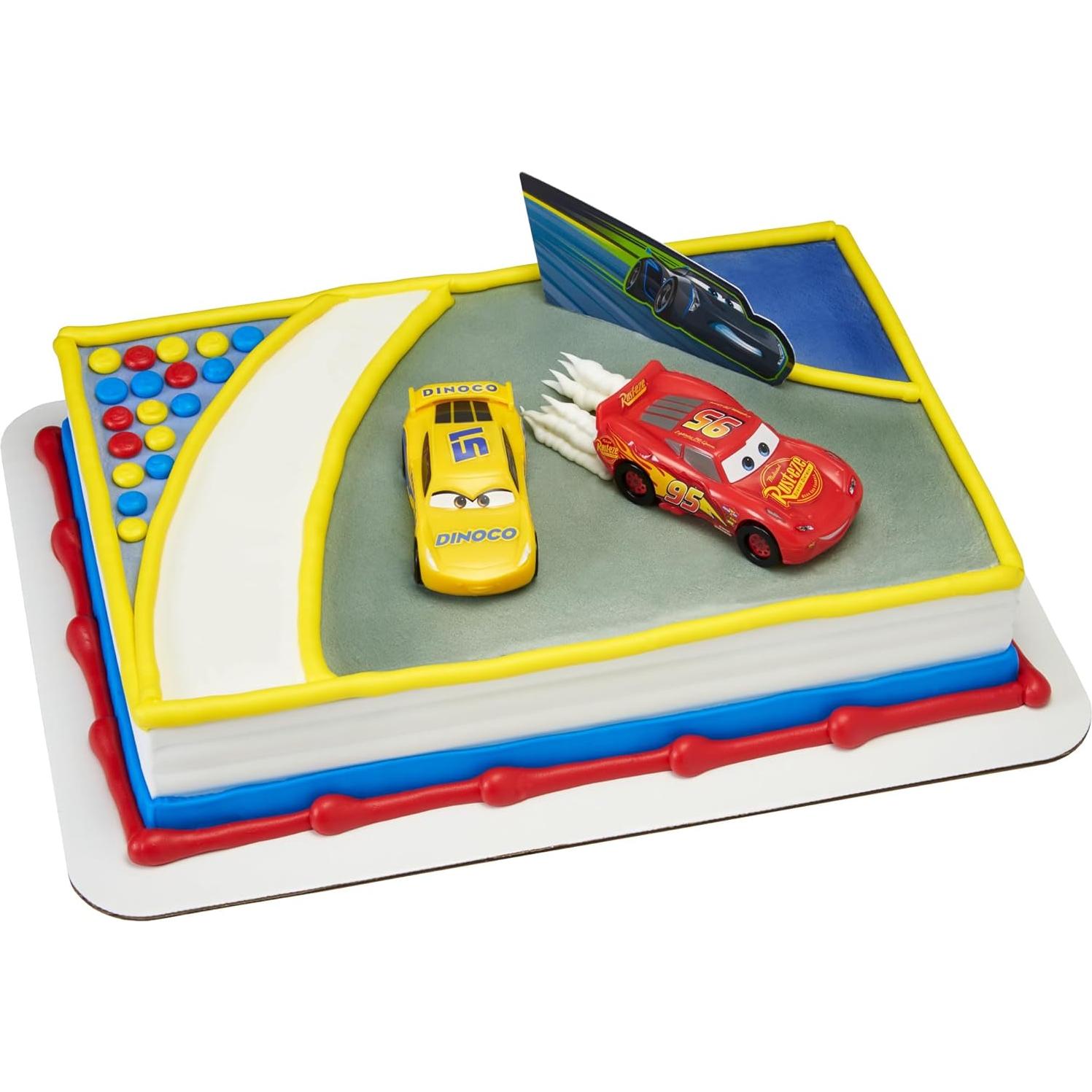 Cake Topper DecoPac Cars 3 con Lightning McQueen y Cruz