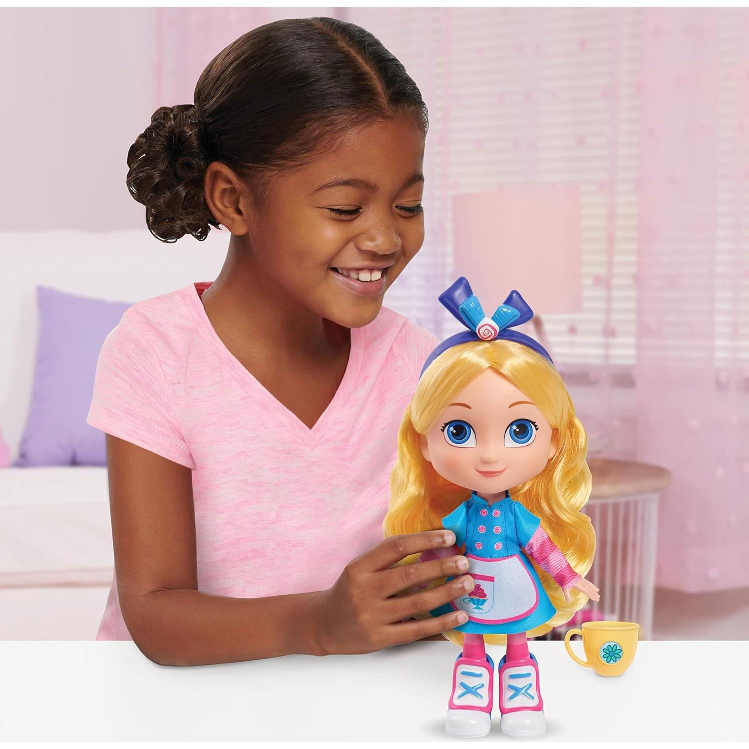 Muñeca Alicia Horno de Maravillas Just Play 30 cm con Taza