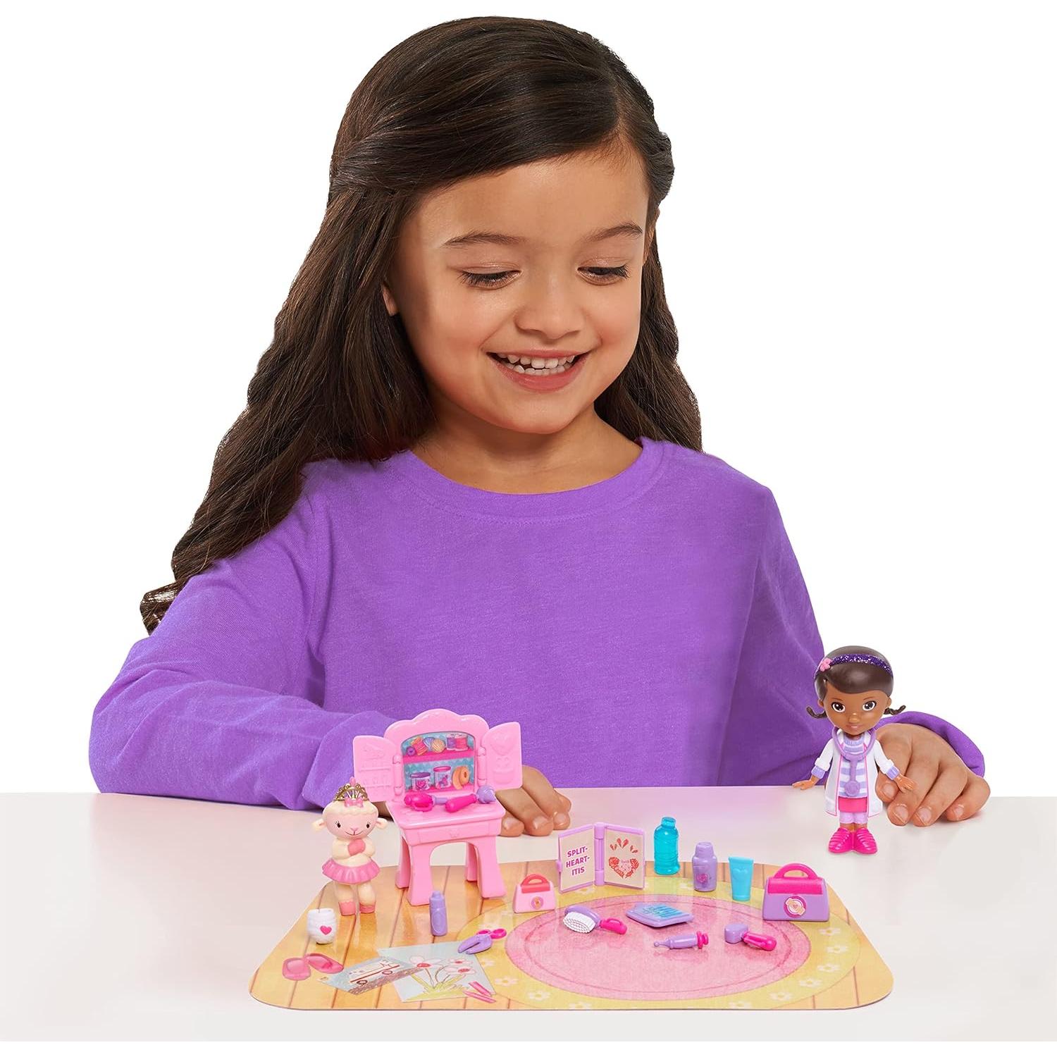 Juego de Doc McStuffins En Movimiento Corderito Just Play 20 Piezas