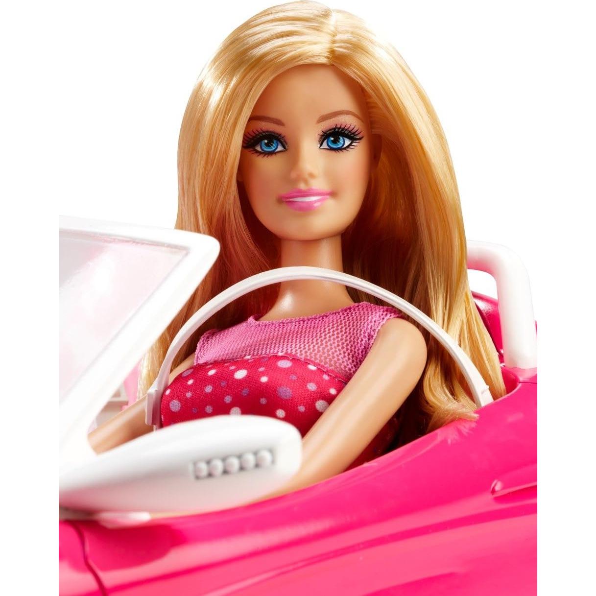 Muñeca Barbie Convertible Glam con coche rosa
