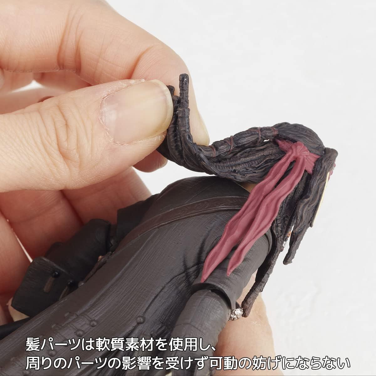 Figura Jack Sparrow Revoltech 135 mm PVC y ABS