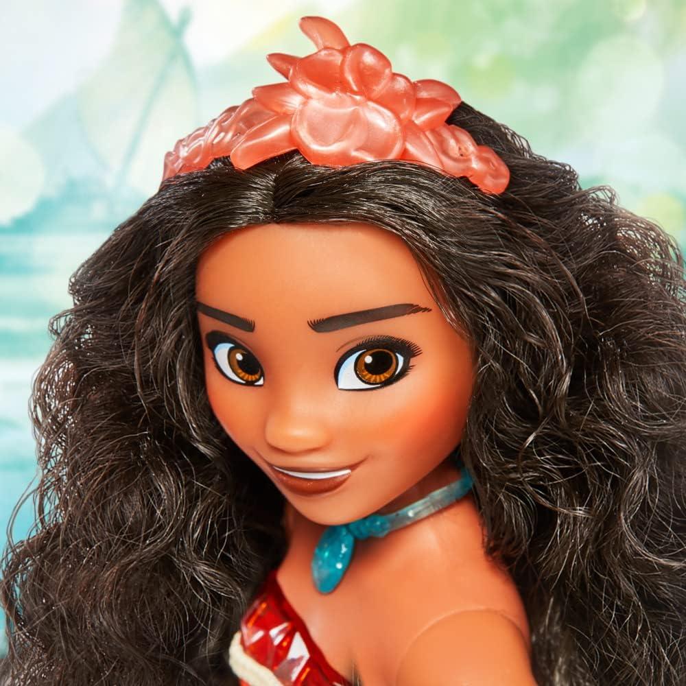Muñeca Moana Brillo Real Disney Princess con Accesorios
