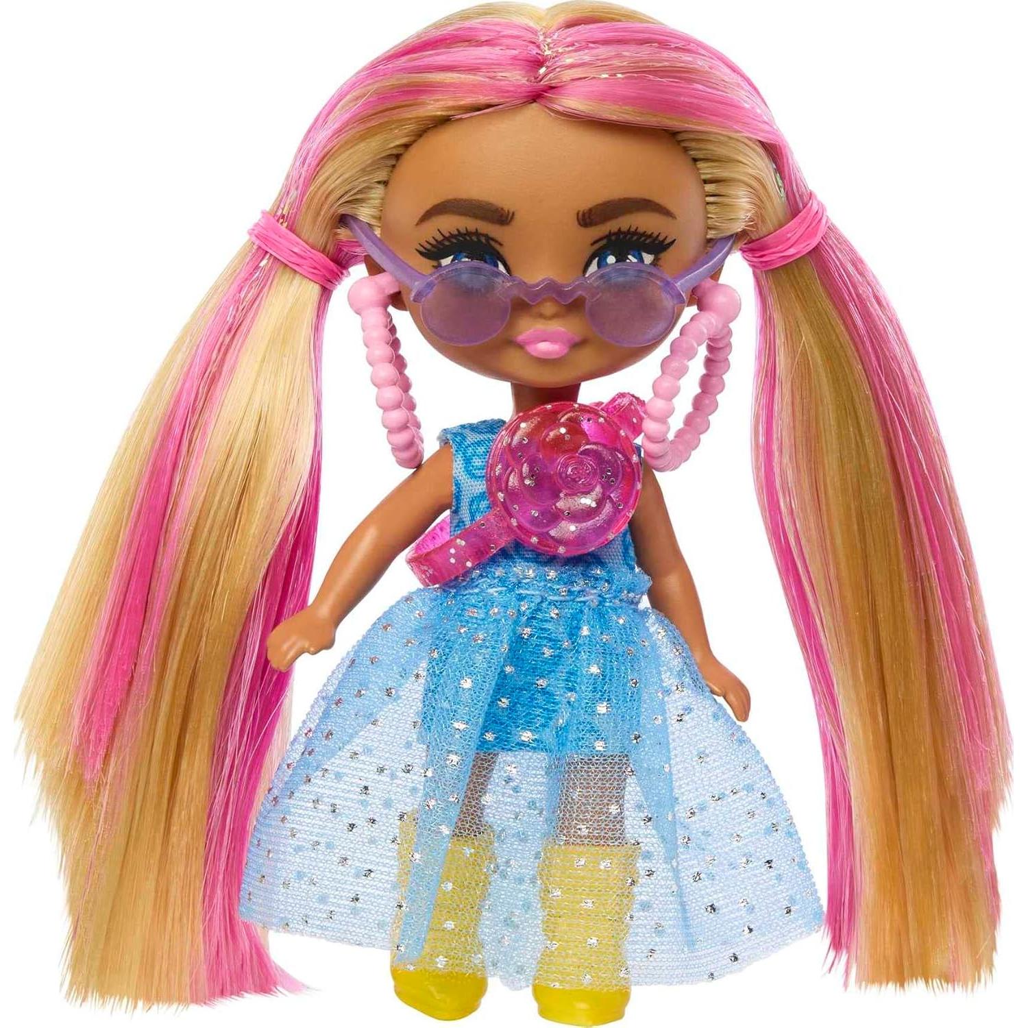 Muñeca Barbie Extra Mini Minis con coletas rubias y vestido azul