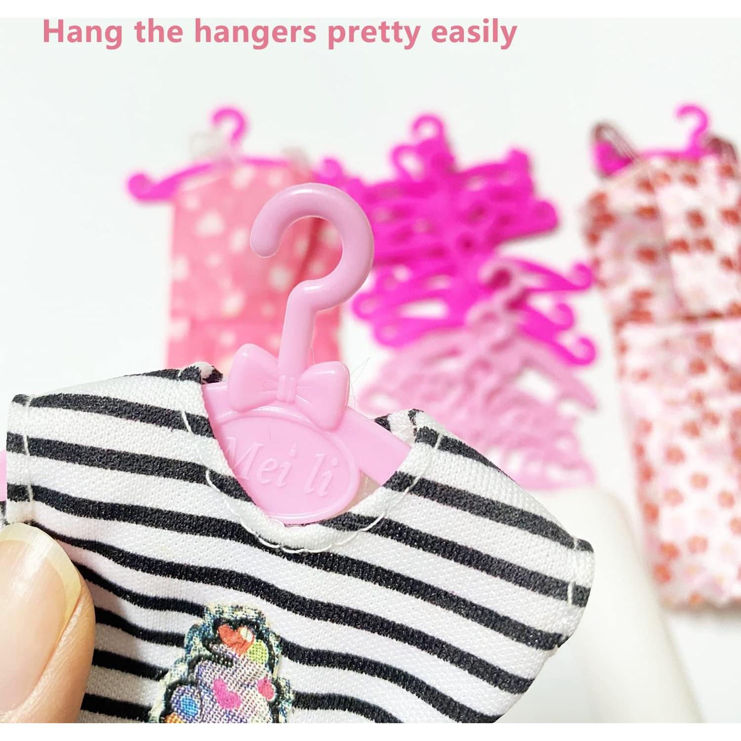 50 Perchas Rosa para Ropa de Muñeca Barbie - HighFun