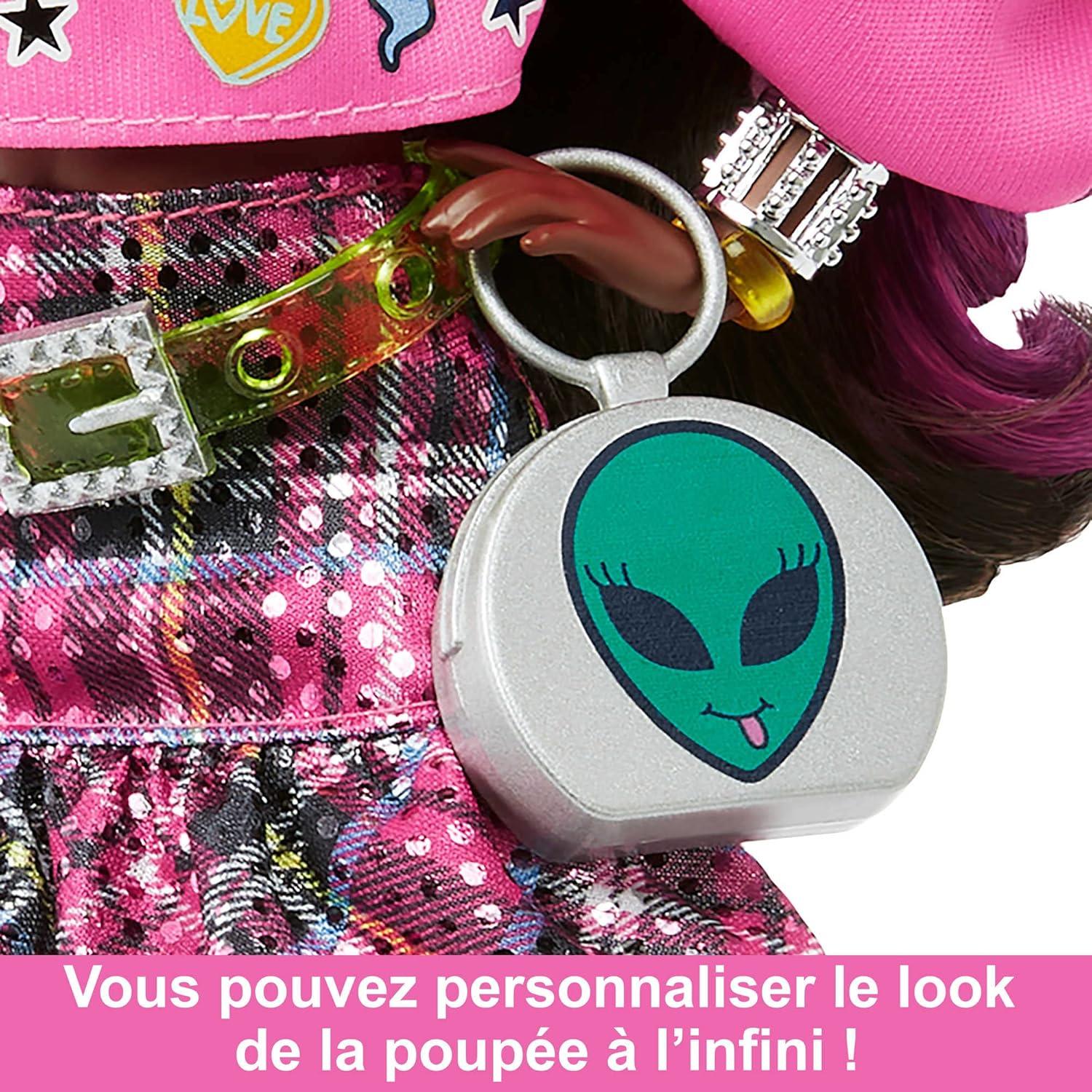 Muñeca Barbie Extra Mattel con accesorios y panda mascota