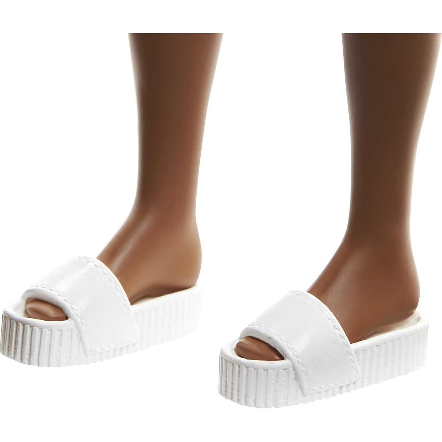 Muñeca Barbie Fashionistas #144 con trenzas largas castañas