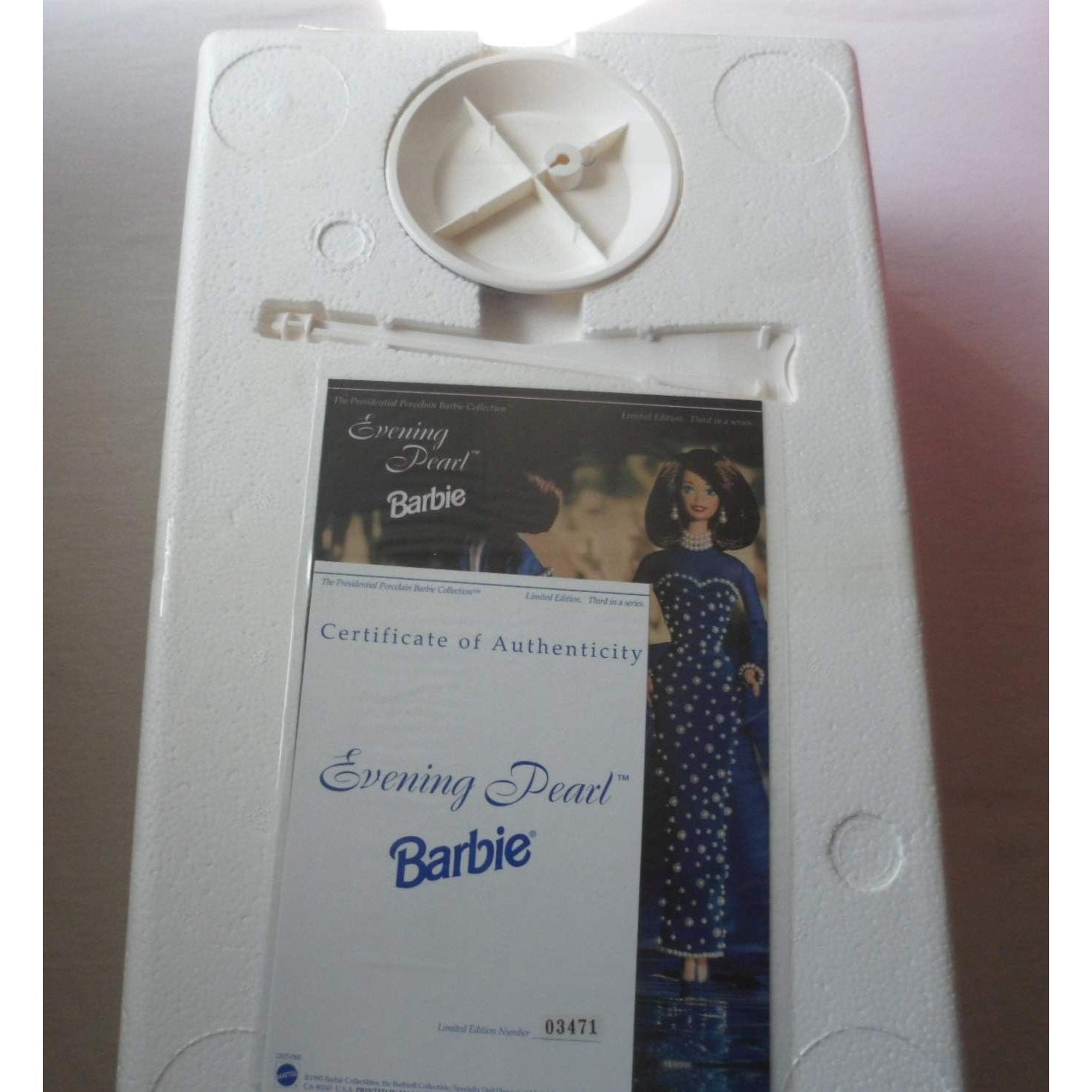 Barbie - Evening Pearl - The Presidential Porcelain Collection 12825