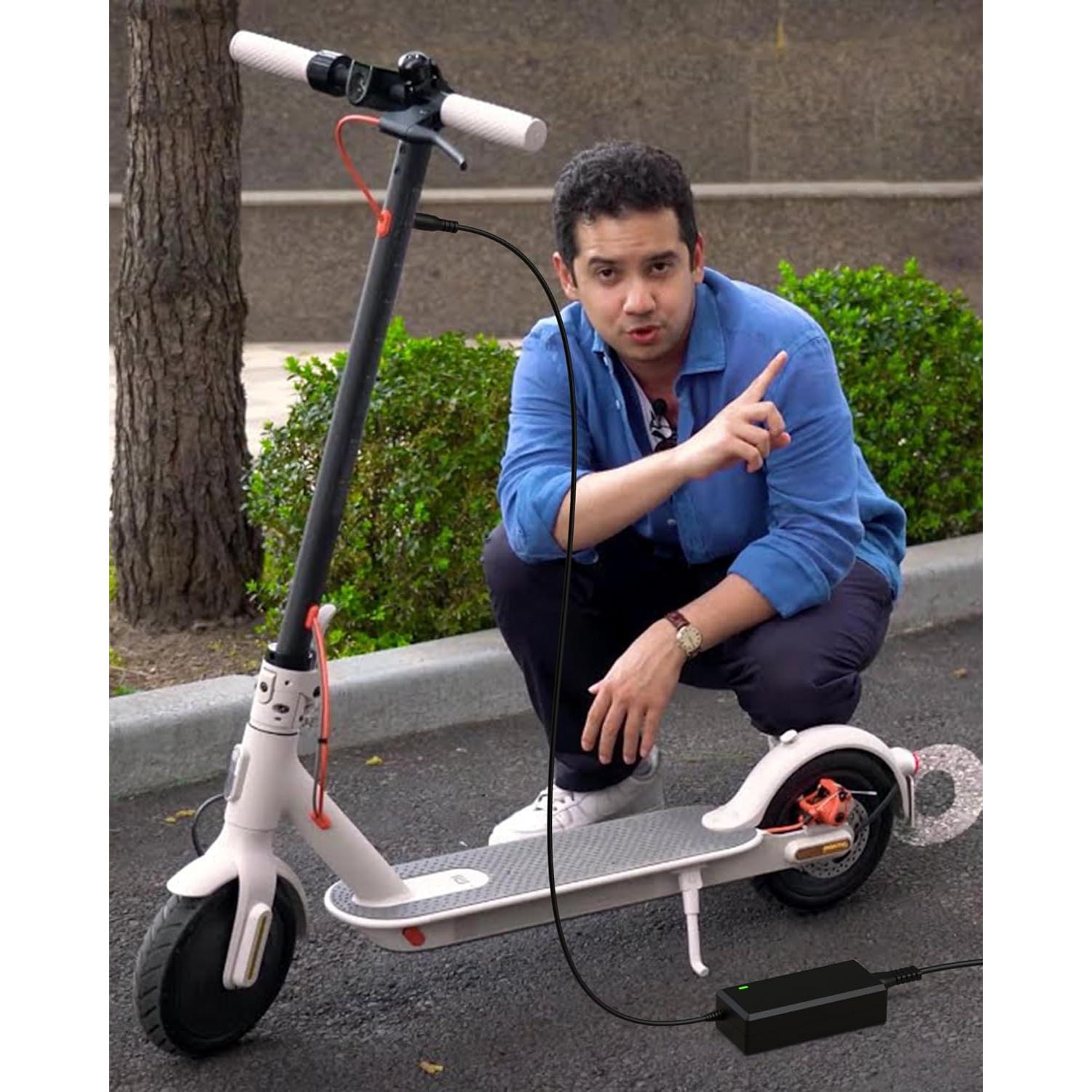 Cargador 42V 2A VHBW para Scooter Eléctrico Gotrax