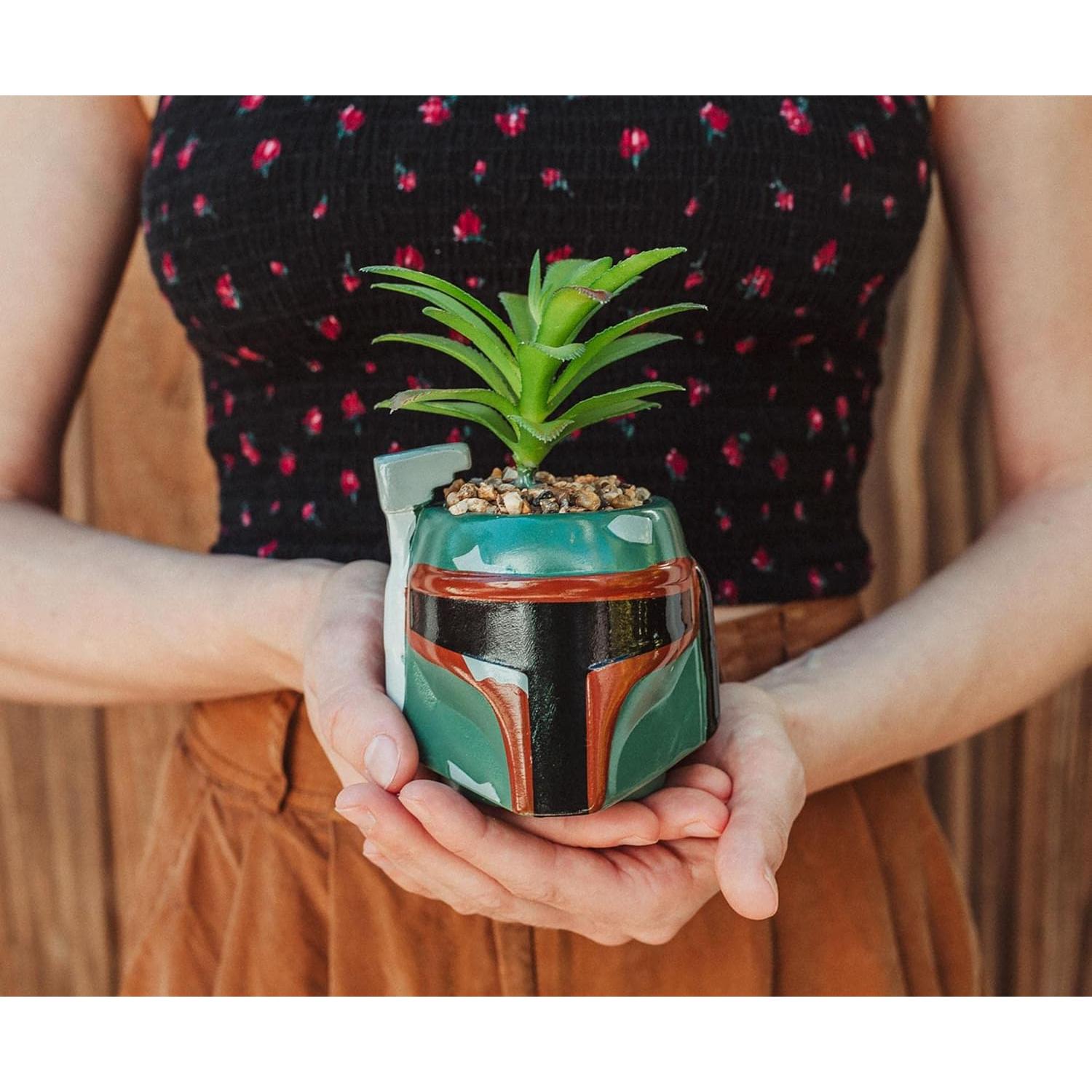 Maceta Cerámica Boba Fett 7,62 cm con Suculenta Artificial