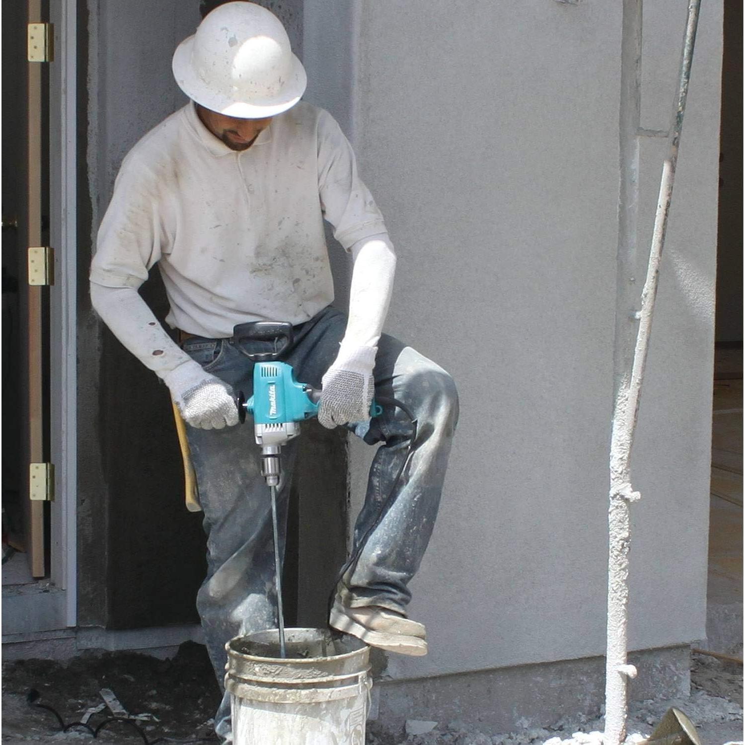 Taladro de Mango Espade Makita DS4011 750W 600 RPM