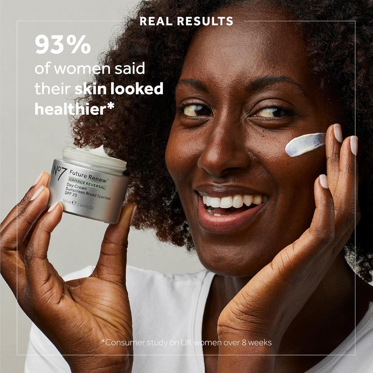 Conjunto de Cuidado de la Piel No7 Futuro Renueva - 3 Piezas