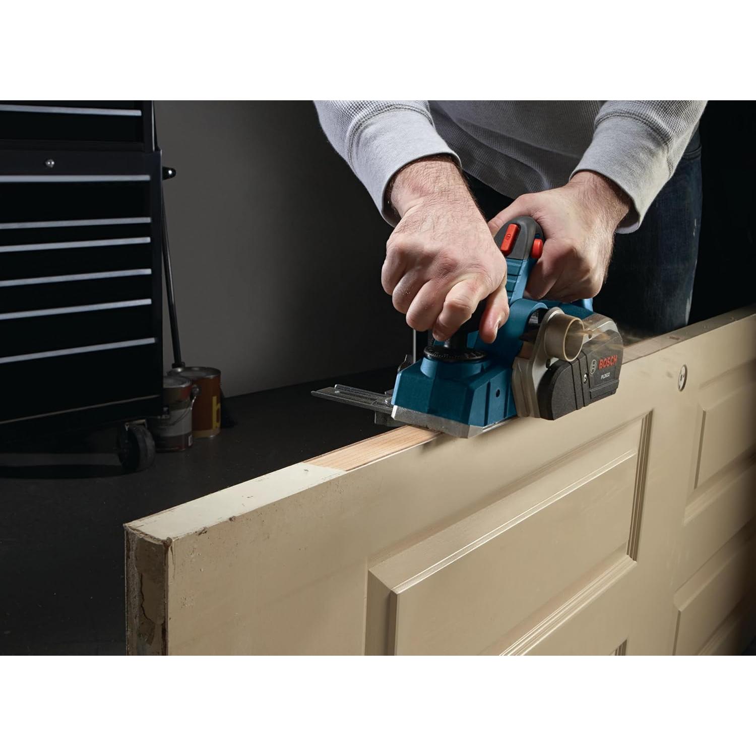 Cepillo Eléctrico Bosch PL2632K 6.5A 8.26cm Ancho Corte