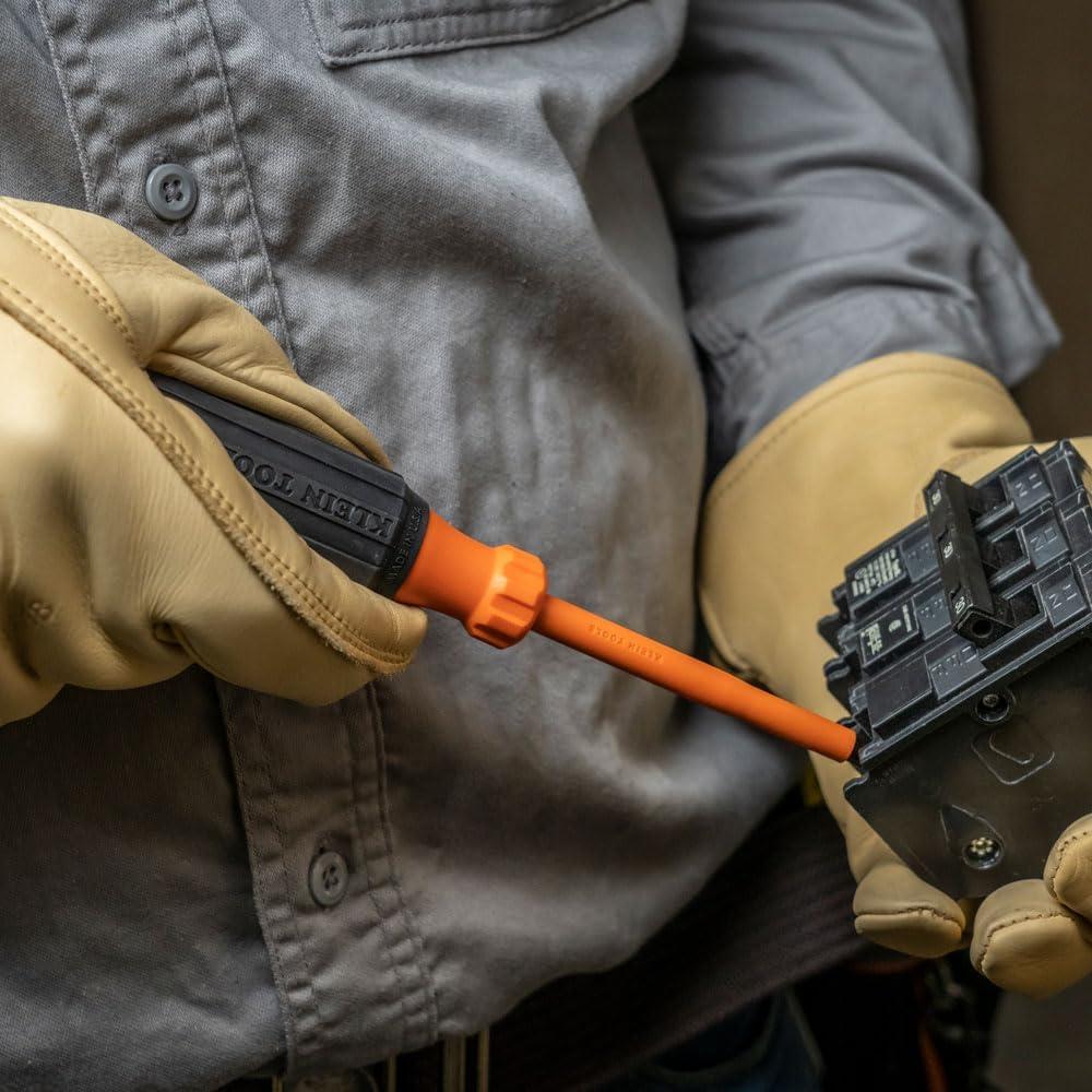 Destornillador Aislado Klein Tools 6824INS 1000V 10cm Punta Gabinete