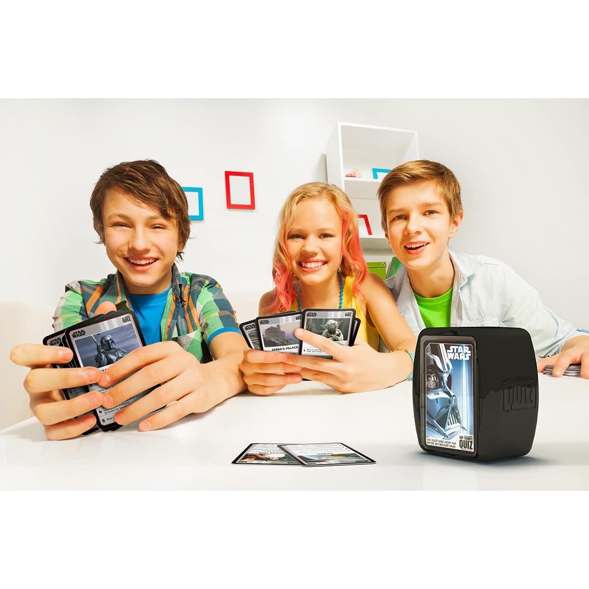 Juego de Cartas de Trivia Star Wars - Winning Moves - 2+ Jugadores