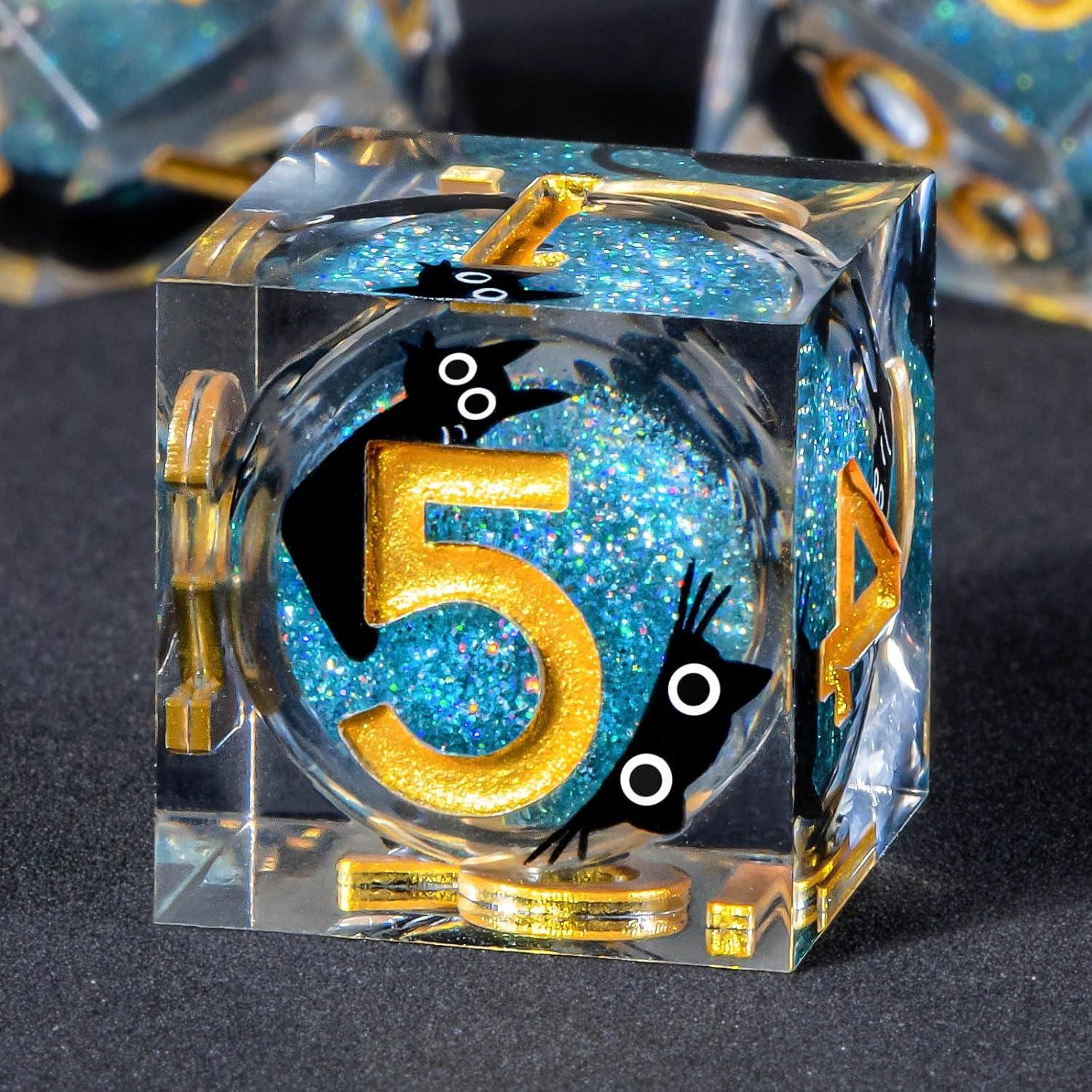 Juego de Dados DND OUKELANWO Gato Azul y Dorado 7 Pcs