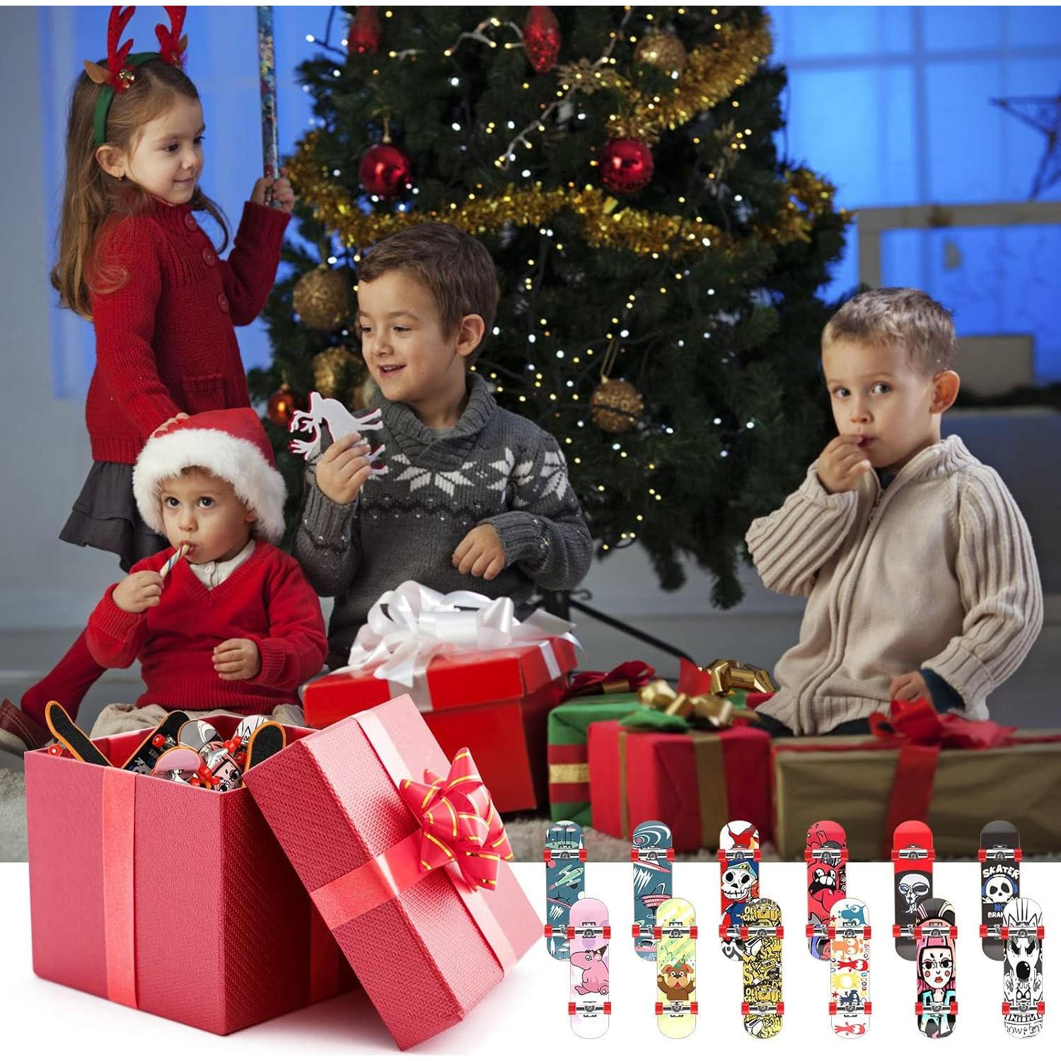 Set de 12 Patinetas de Dedo Hometall para Niños