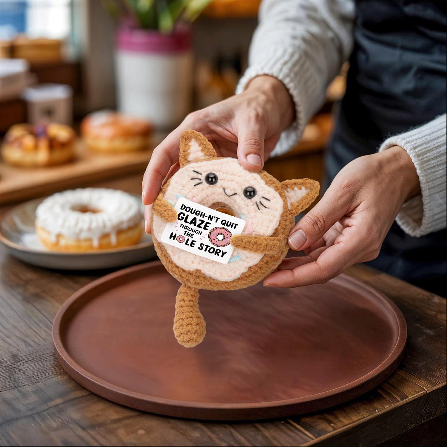 Muñeca de Ganchillo Emocional A_AIFAMY Gato Donut 9.9x5.8cm