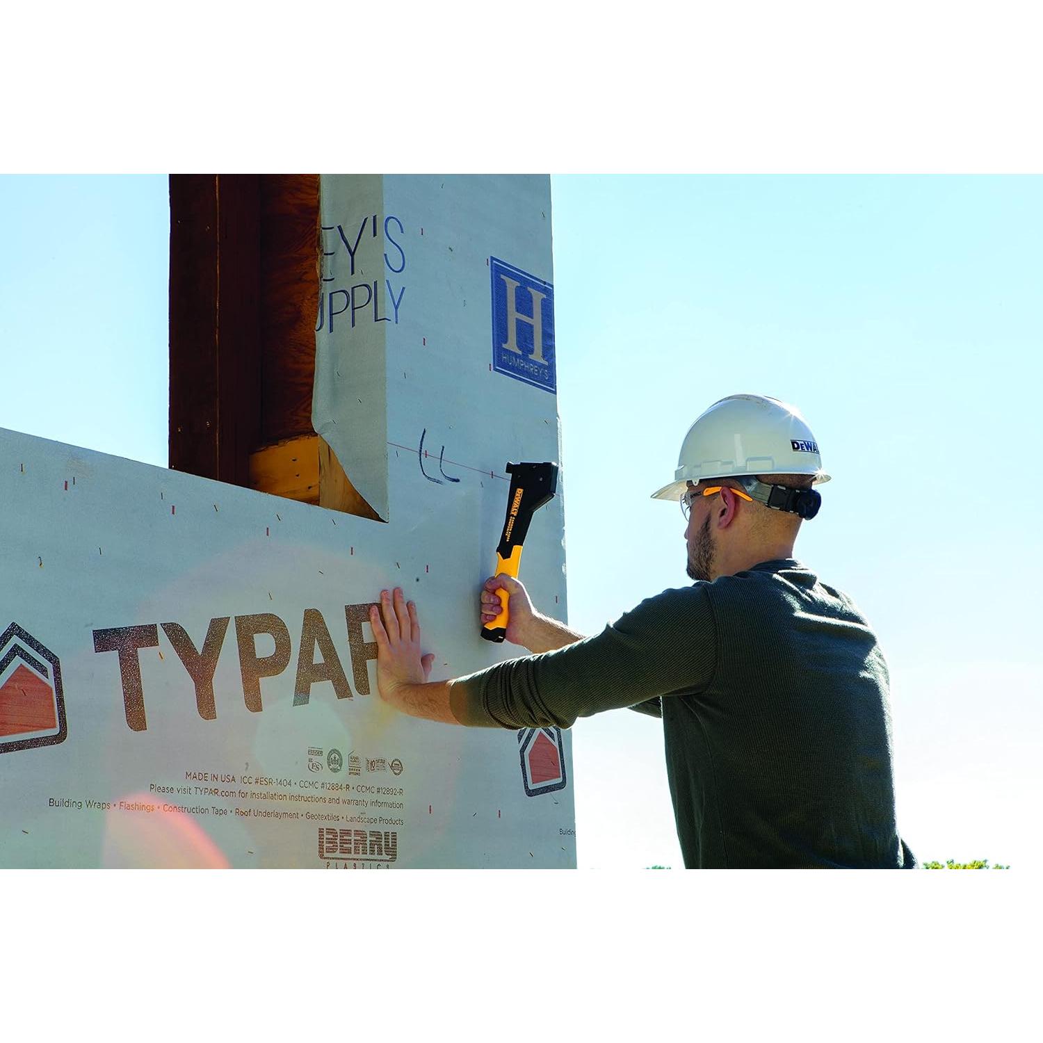 Grapadora DEWALT Fibra de Carbono DWHT75900 + Grapas 9.53mm 5000u