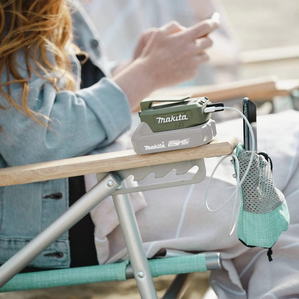 Fuente de Poder Inalámbrica Makita 18V LXT ADADP05 USB Verde