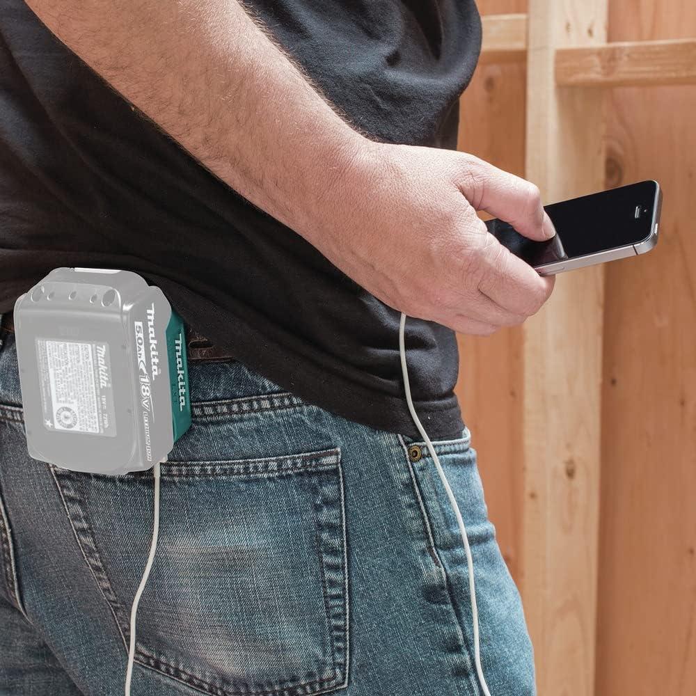 Fuente de Poder Inalámbrica Makita 18V LXT ADADP05 USB Verde