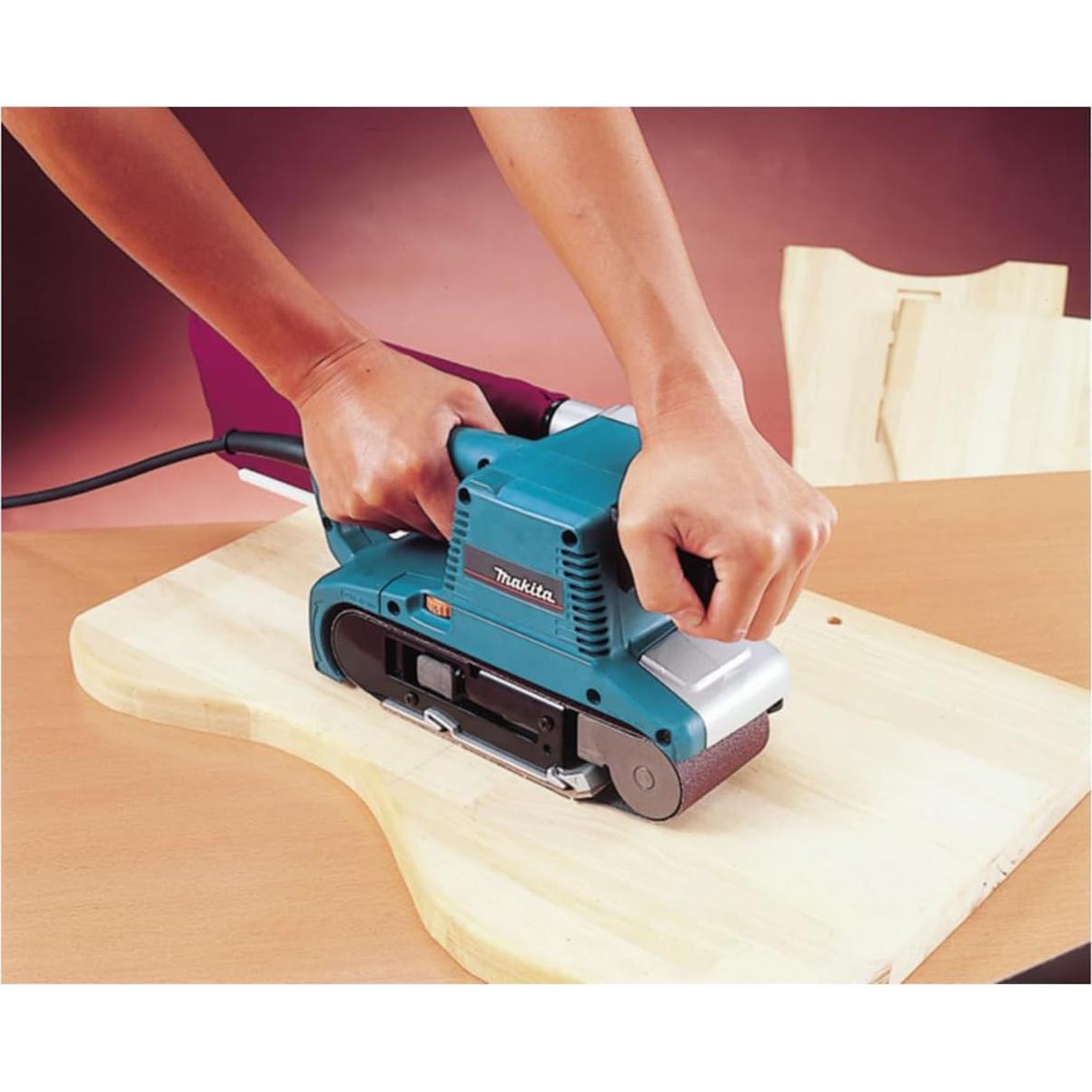 Lijadora de Banda Makita 9903 76x533mm 8.8AMP Control Velocidad