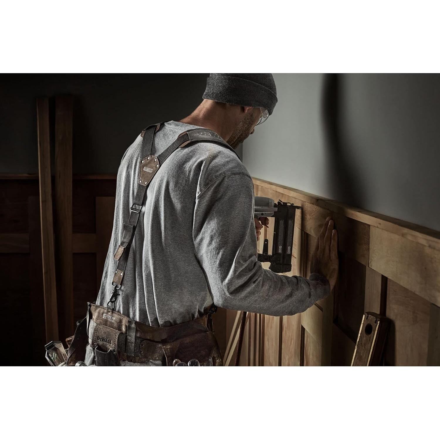 Suspenders de Cuero Dewalt DWST550116 Ajustables Gris