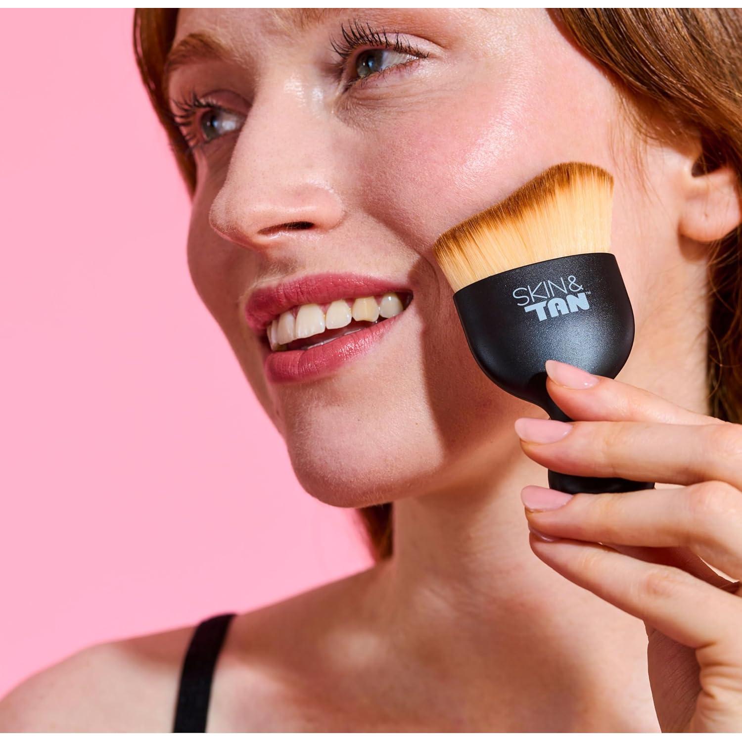 Brocha de Bronceado Skinny Tan RZMBS - Cerdas Suaves 2.3x5.1x9.7cm