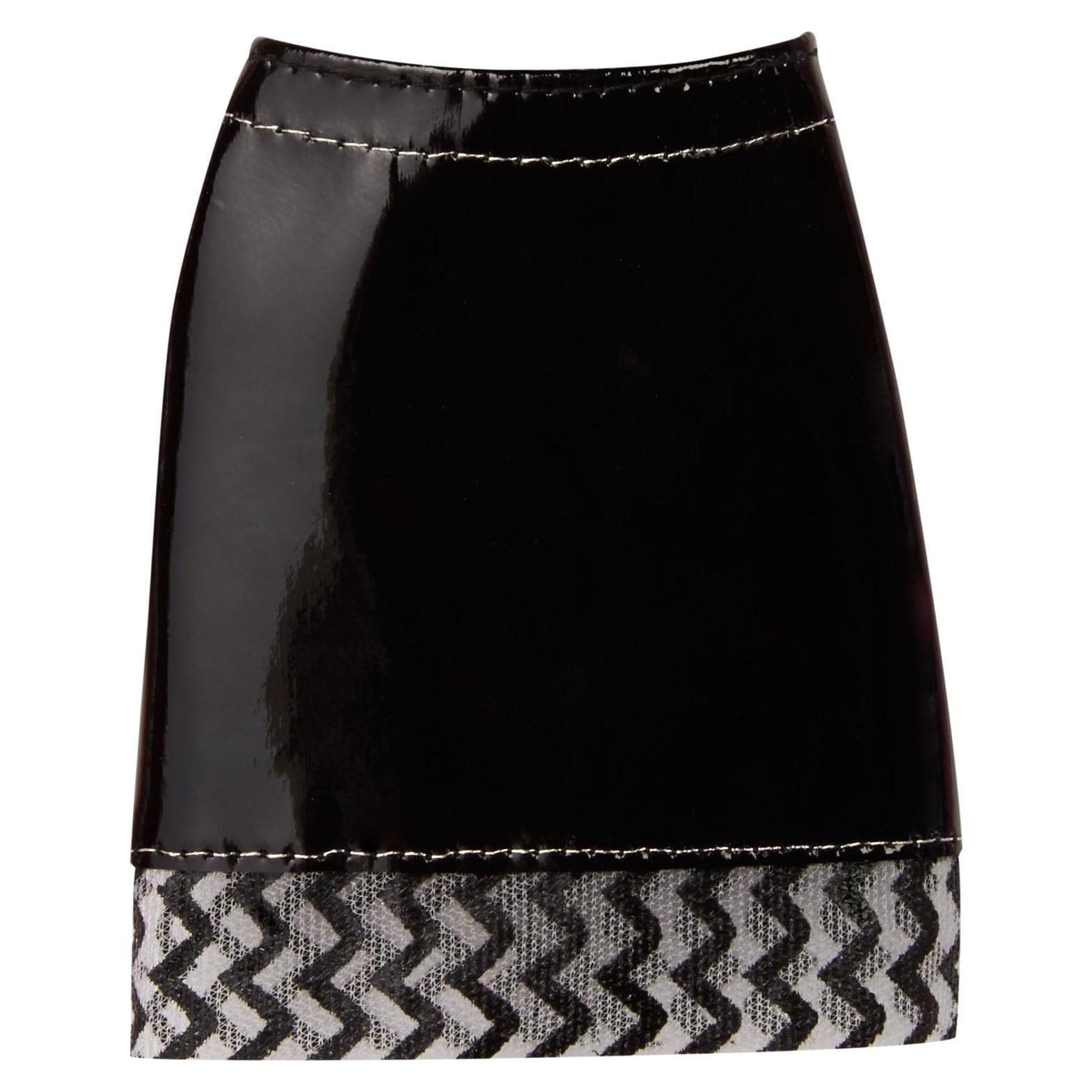 Falda Negra con Ribete en Chevron Barbie - Moda para Niñas