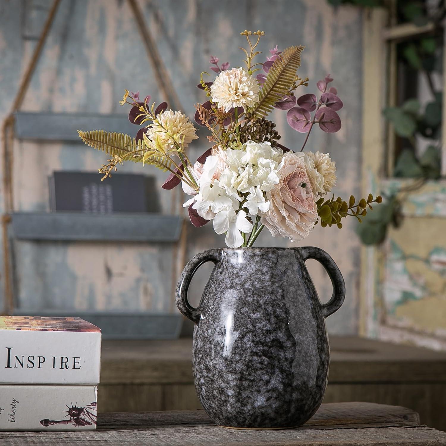 Jarrón de Cerámica Negra Tanvecle 18 cm con 2 Asas