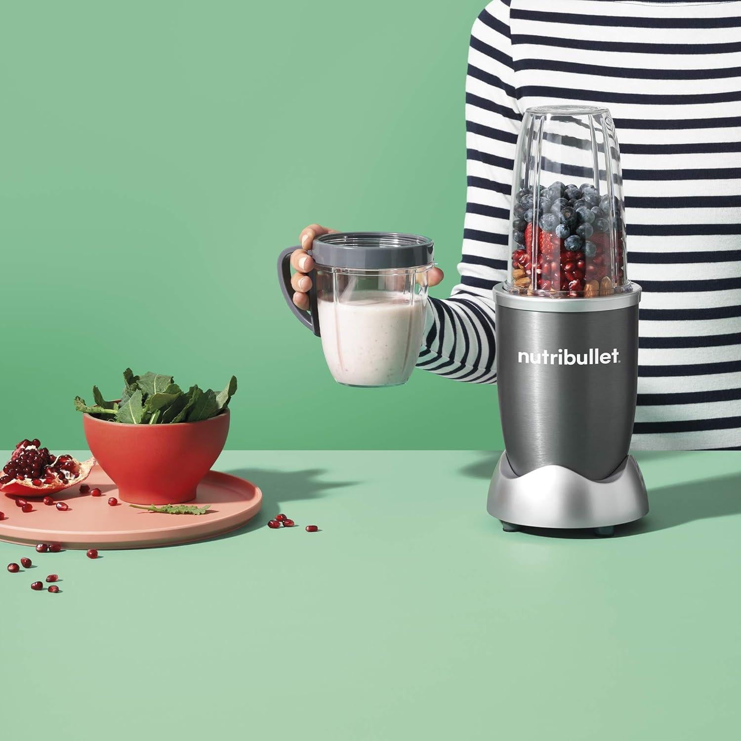 Licuadora NutriBullet 600W 8 Piezas - Gris - NBR0802