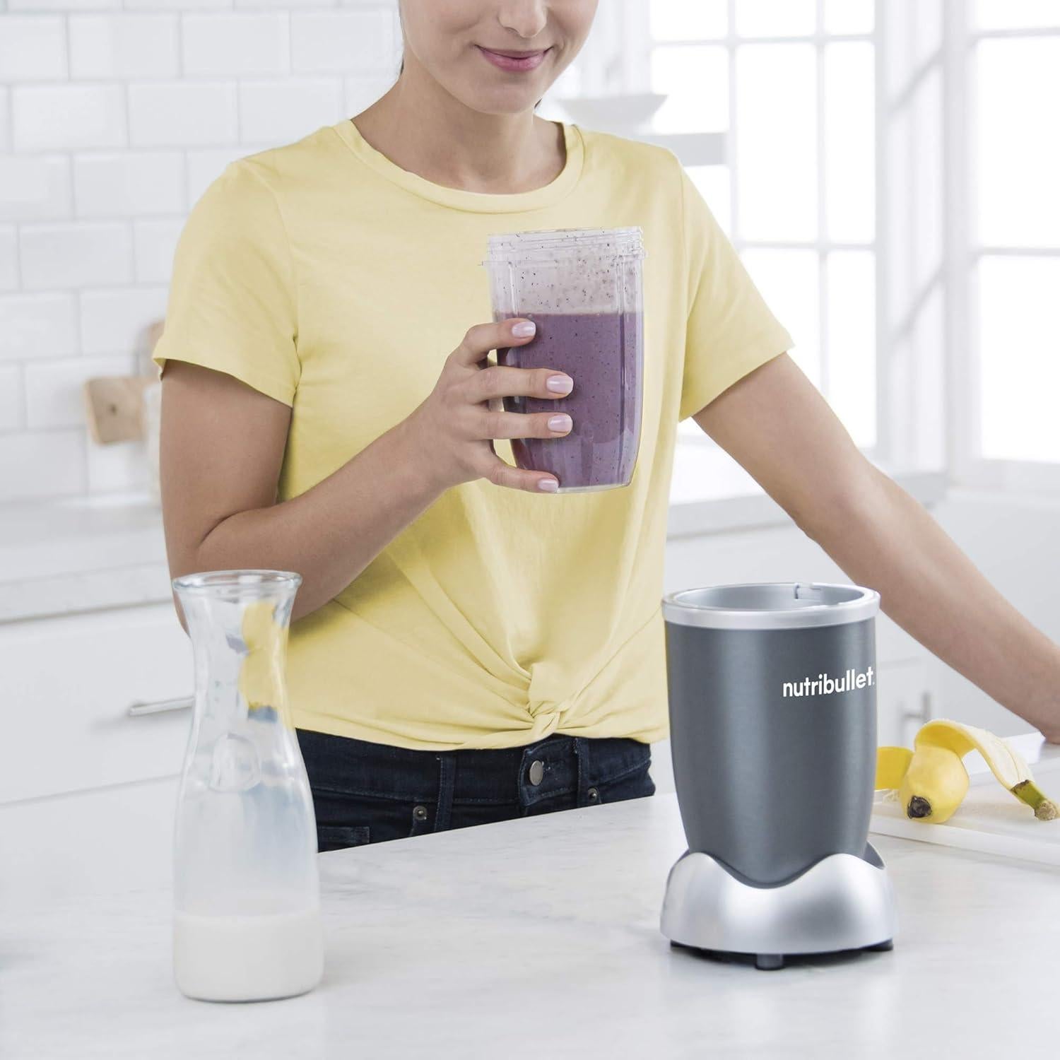 Licuadora NutriBullet 600W 8 Piezas - Gris - NBR0802