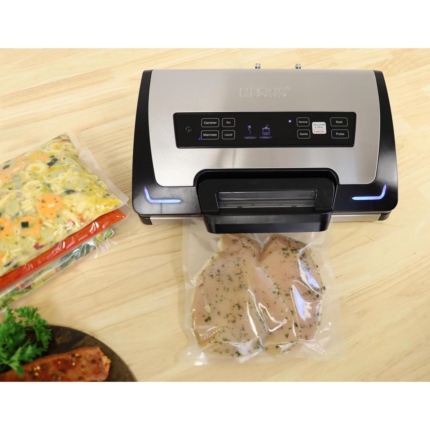 Sellador al Vacío NESCO VS-22LB con LiquidLock y Bolsas