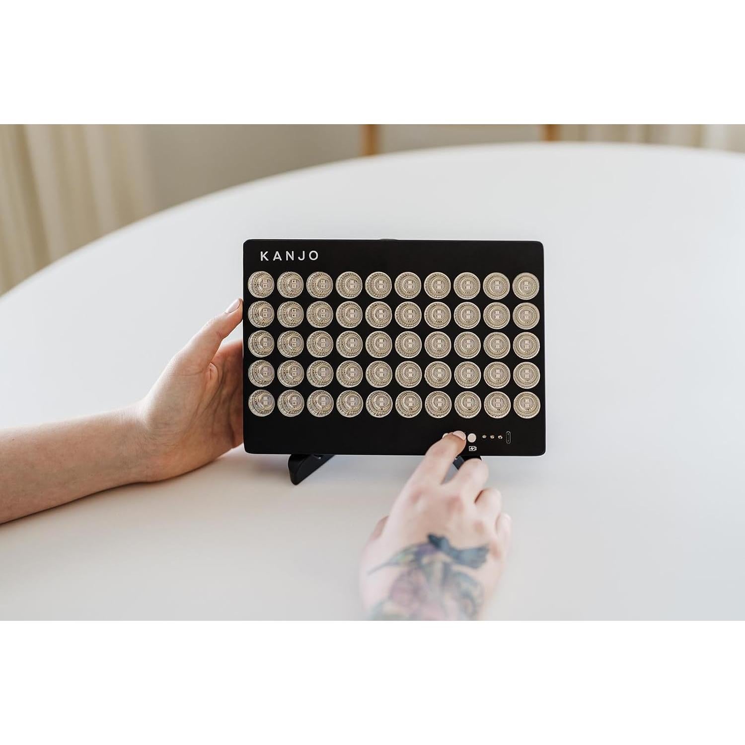 Panel de Terapia de Luz Roja Compacto Kanjo 26x25cm 1.29kg