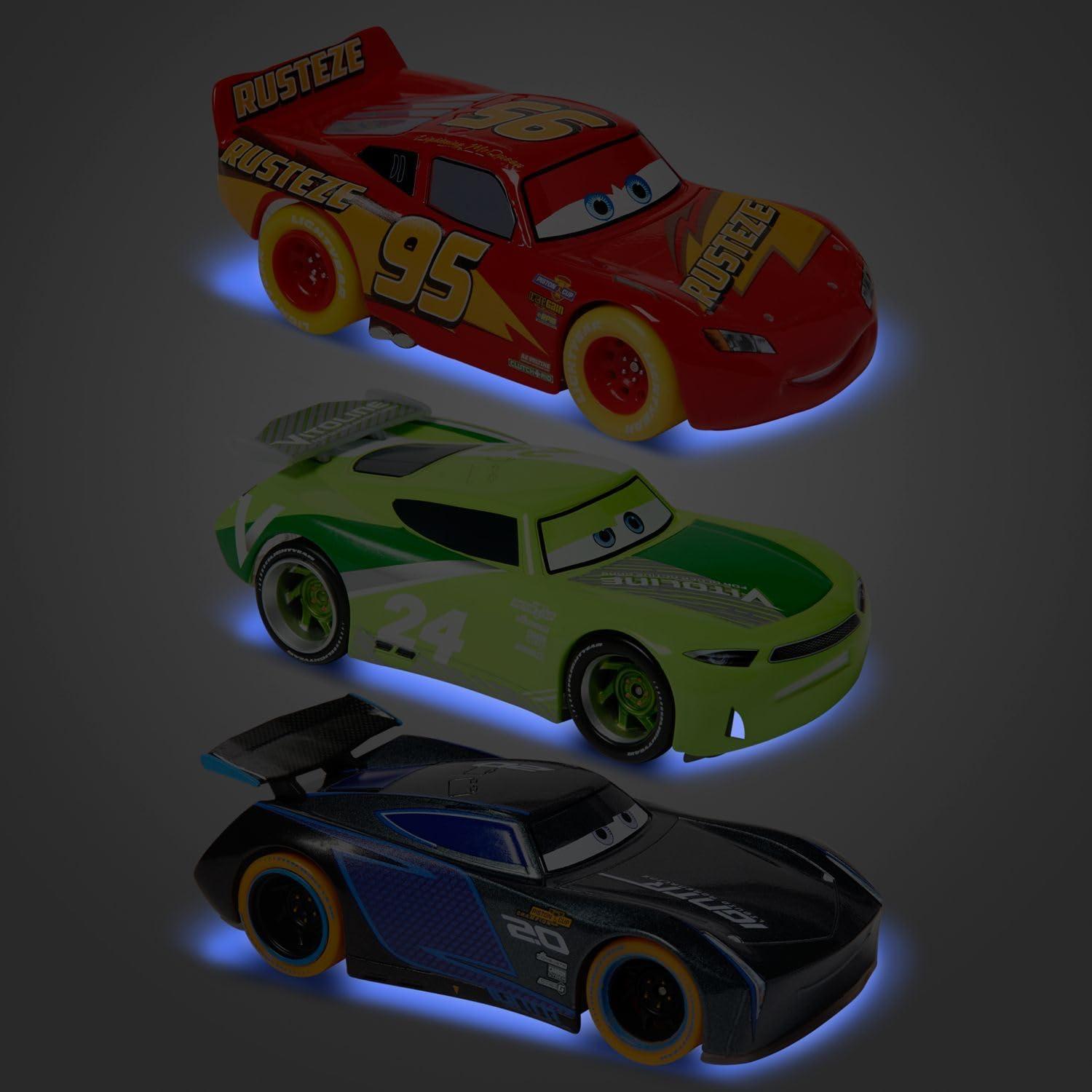 Juego de coches de retroceso Disney Cars - 3 coches con luces