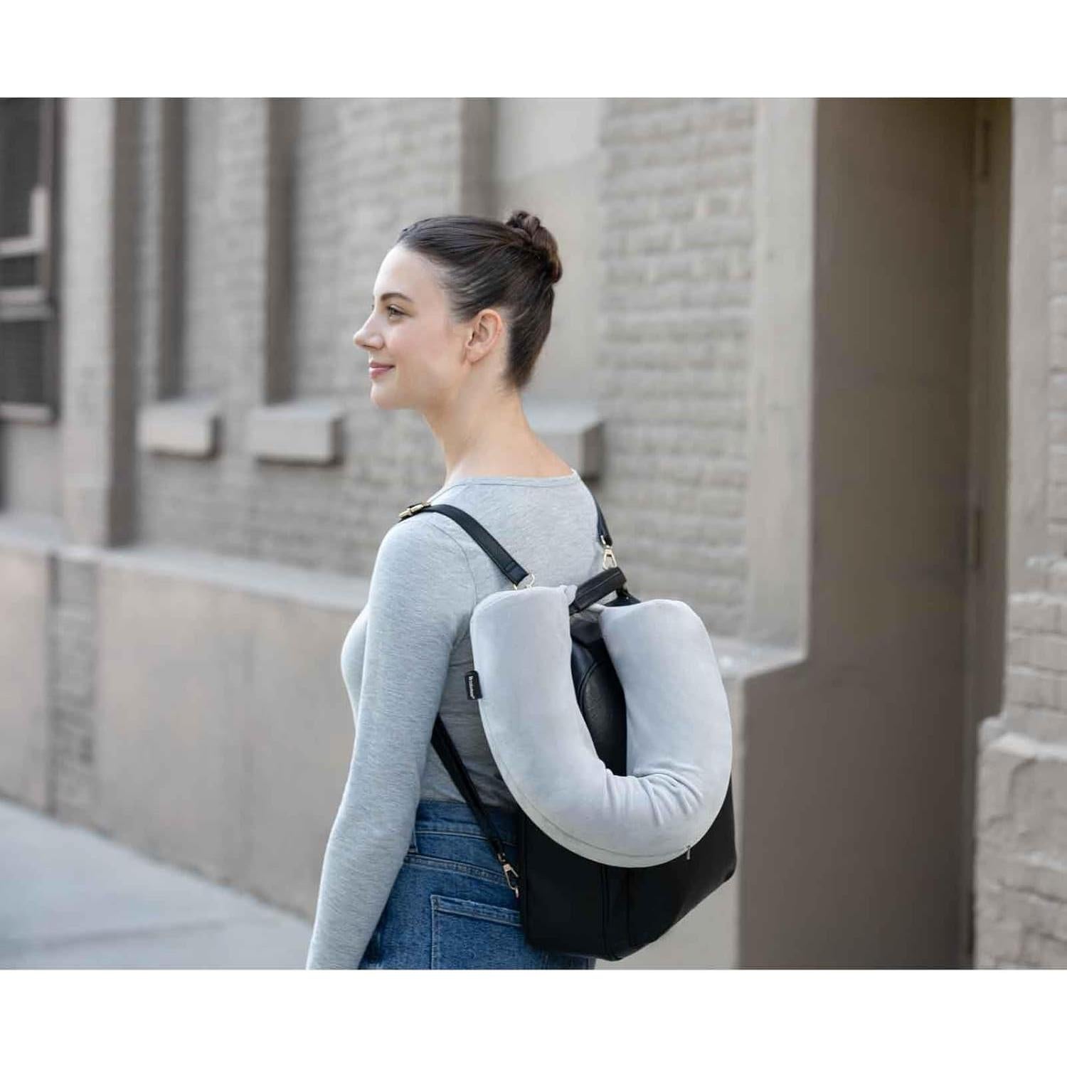 Almohada de Viaje Brookstone Free Form Espuma Viscoelástica