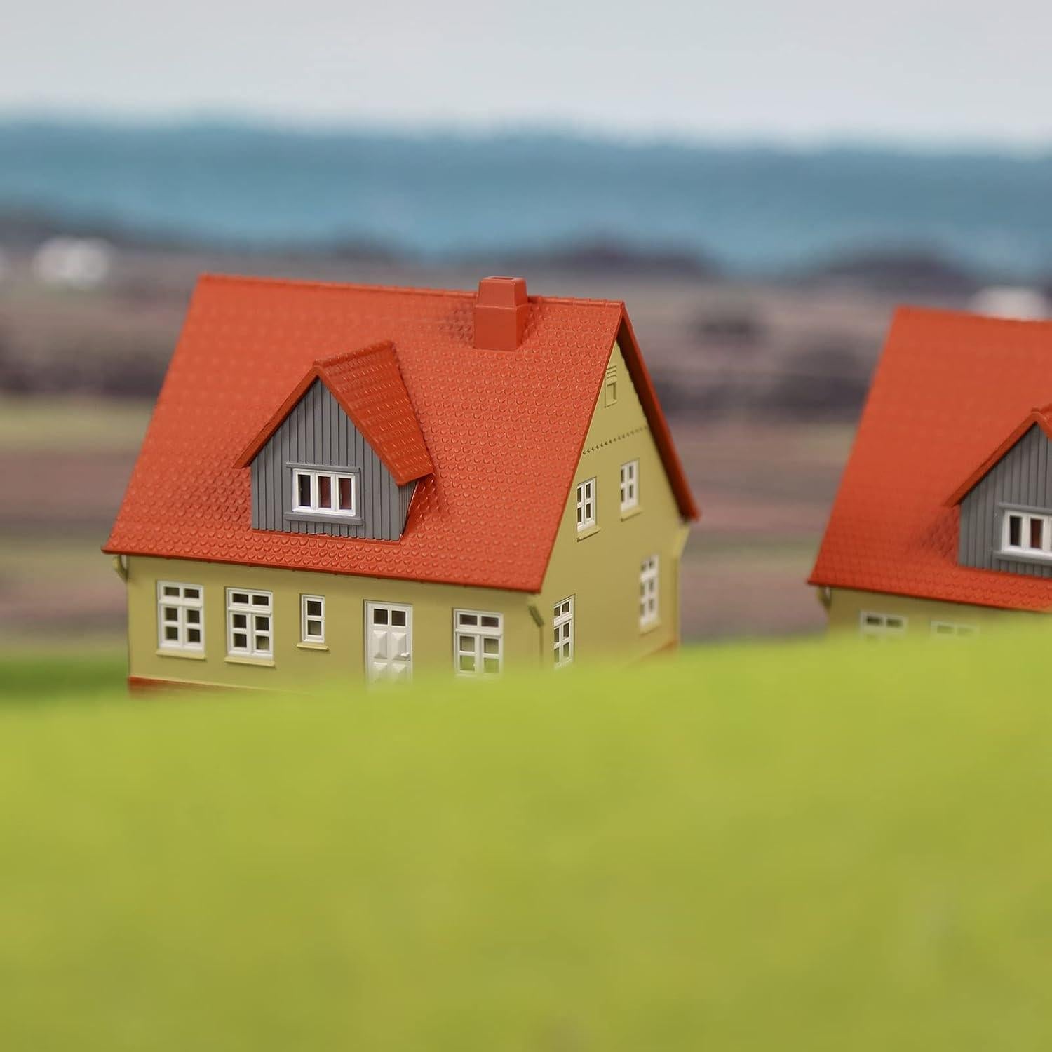 Casa modelo de pueblo escala N JZN02Br 5,51x4,80x5 cm