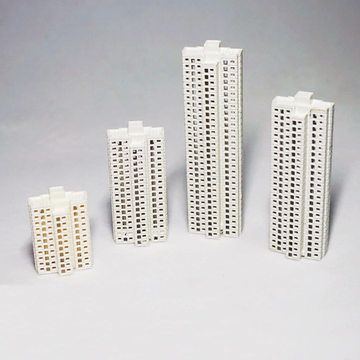 Conjunto de Estatuas de Jardín Miniatura Attuslla 4 PCS 1:800