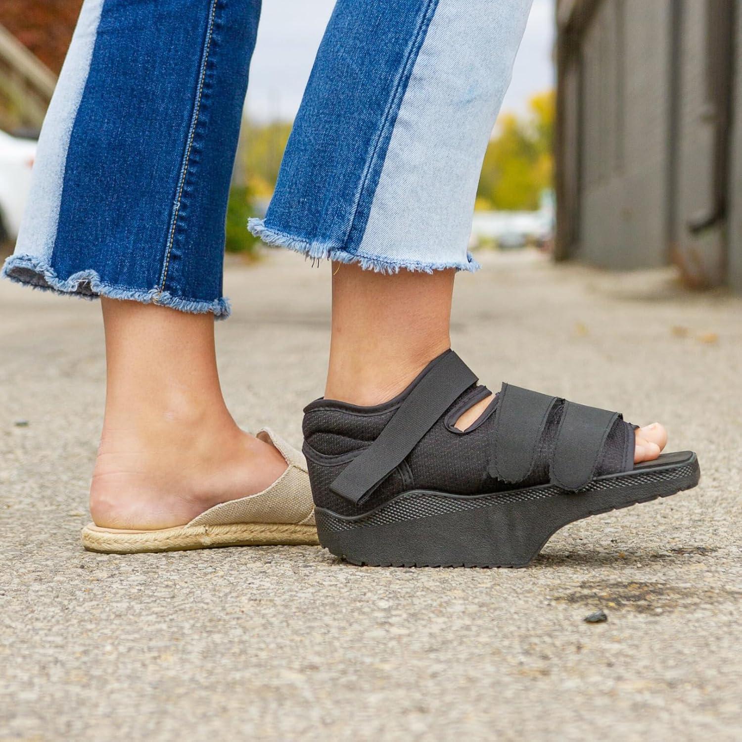 Zapato Post-Operatorio BraceAbility Wedge L para Fractura
