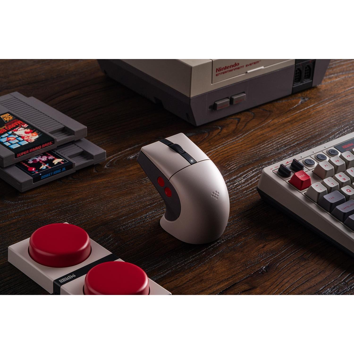Mouse Inalámbrico 8Bitdo R8 con Base de Carga y 26000 DPI