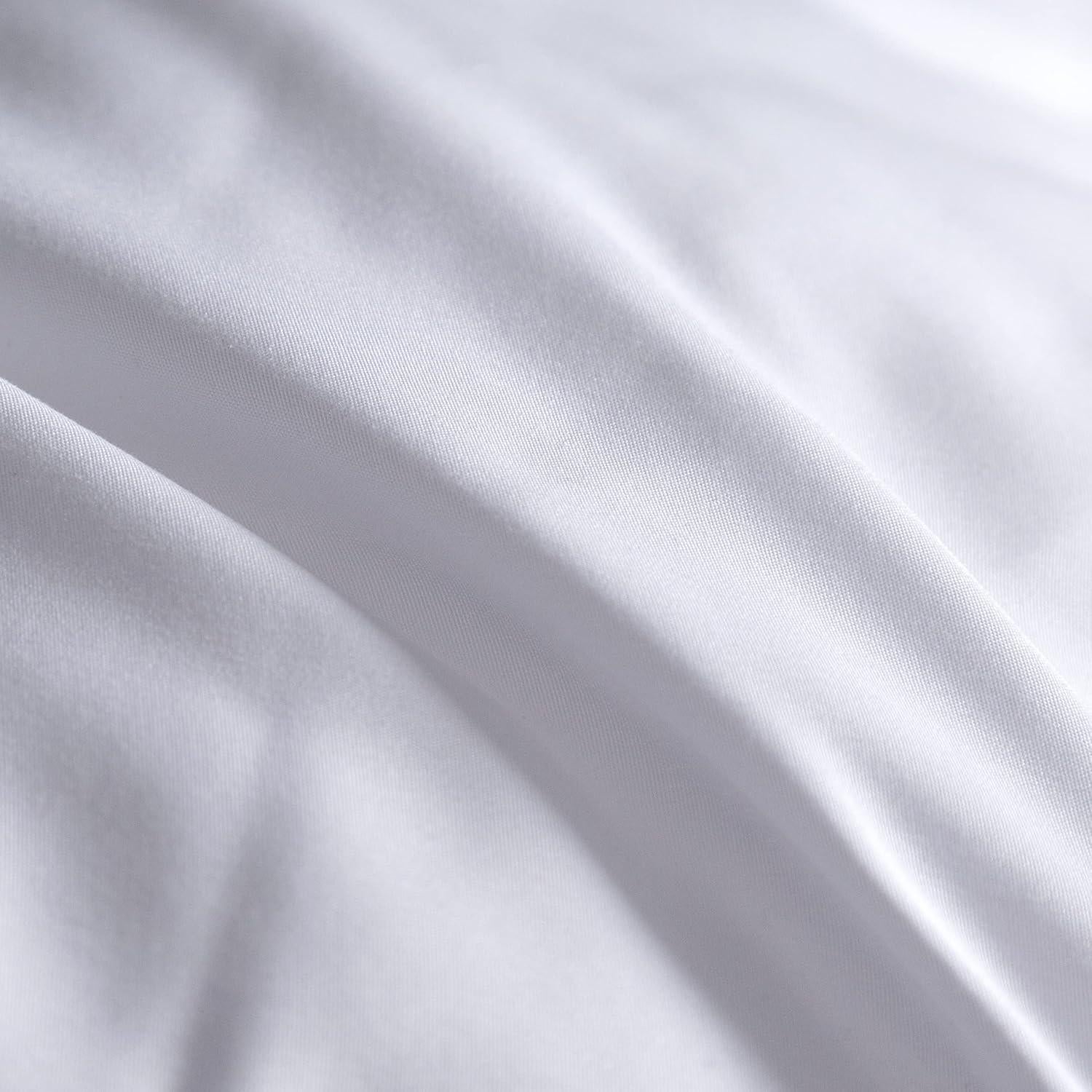 Almohada Ajustable en Capas Tres Gansos Queen 1 Unidad