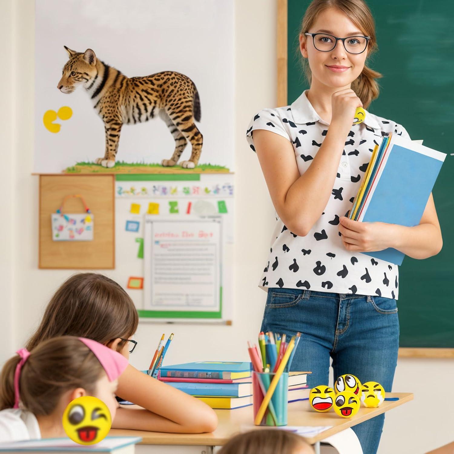 LovesTown 24 Pelotas Antiestrés Amarillas 6.35 cm