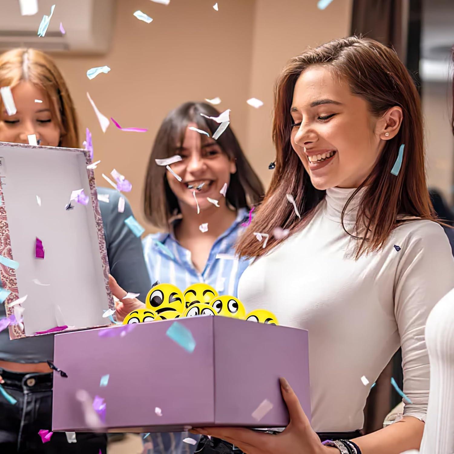 LovesTown 24 Pelotas Antiestrés Amarillas 6.35 cm