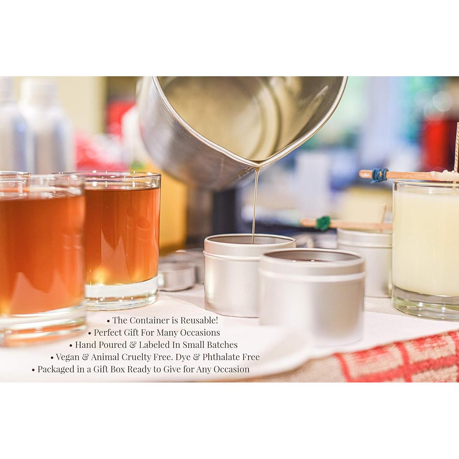 Vela Aromática de Soja 255g Cedar Crate Market - Regalo Divertido