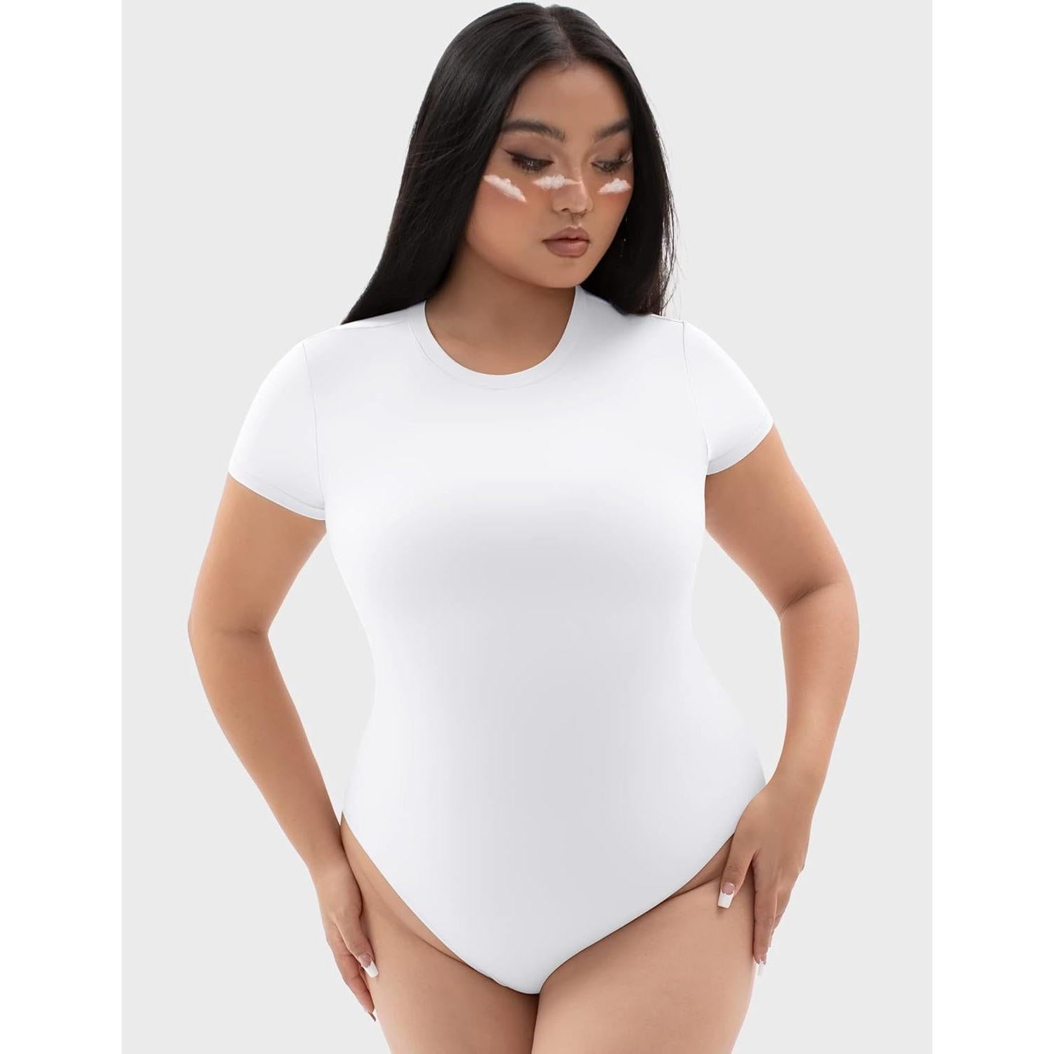 Body de mujer PUMIEY blanco salpicado, manga corta, tanga