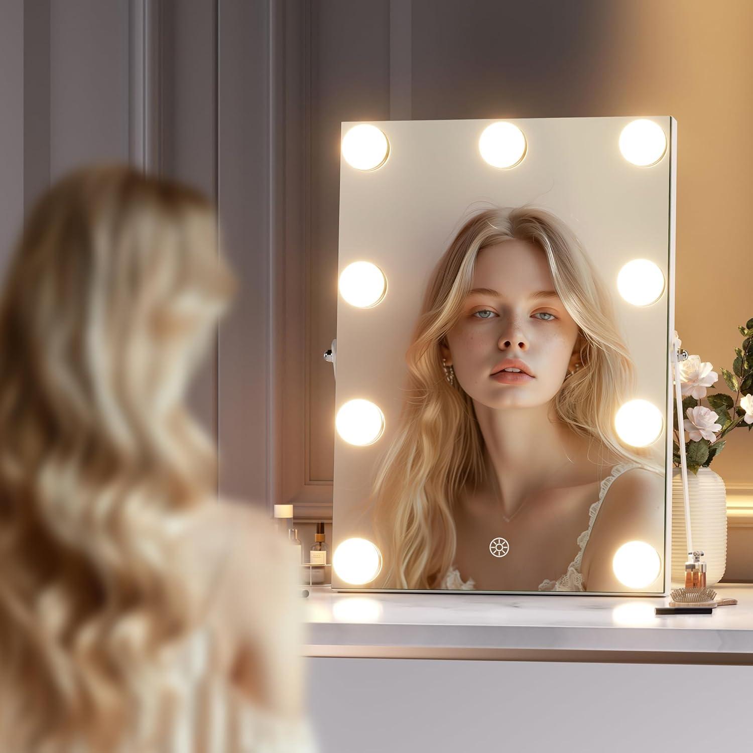 Espejo de tocador Hasipu con luces y altavoz Bluetooth 25x35cm