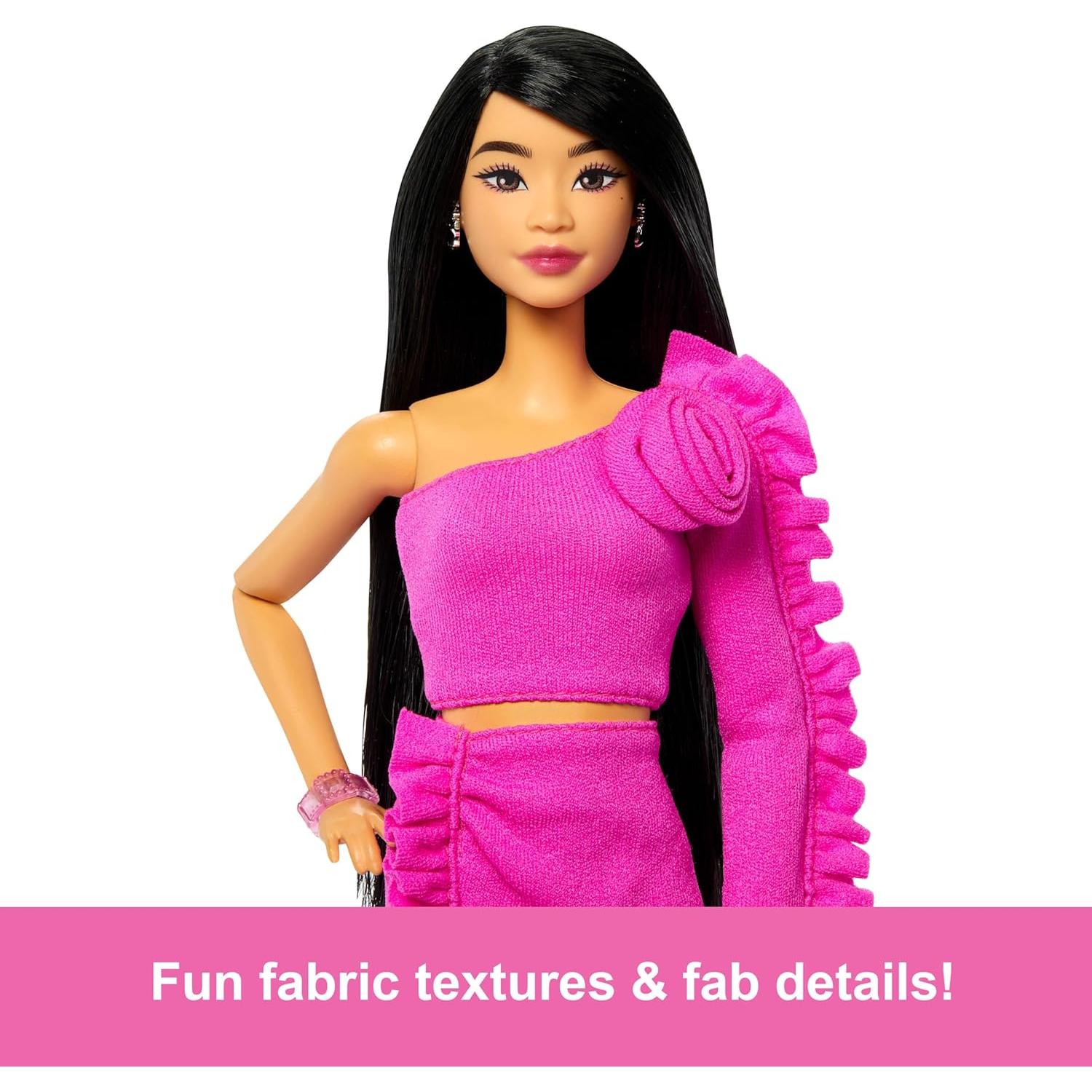 Muñeca Barbie Estilo Deluxe Mattel con Atuendo Barbiecore