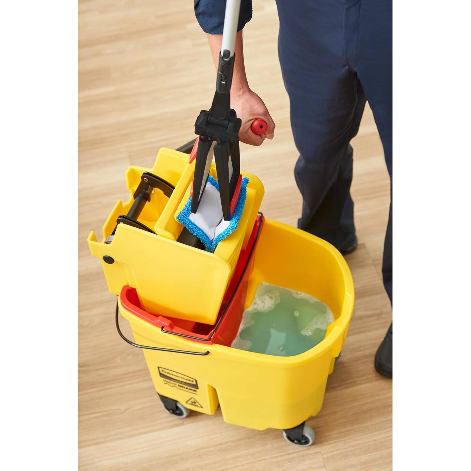 Insertador escurridor mopa plana Rubbermaid 2132425 adaptable