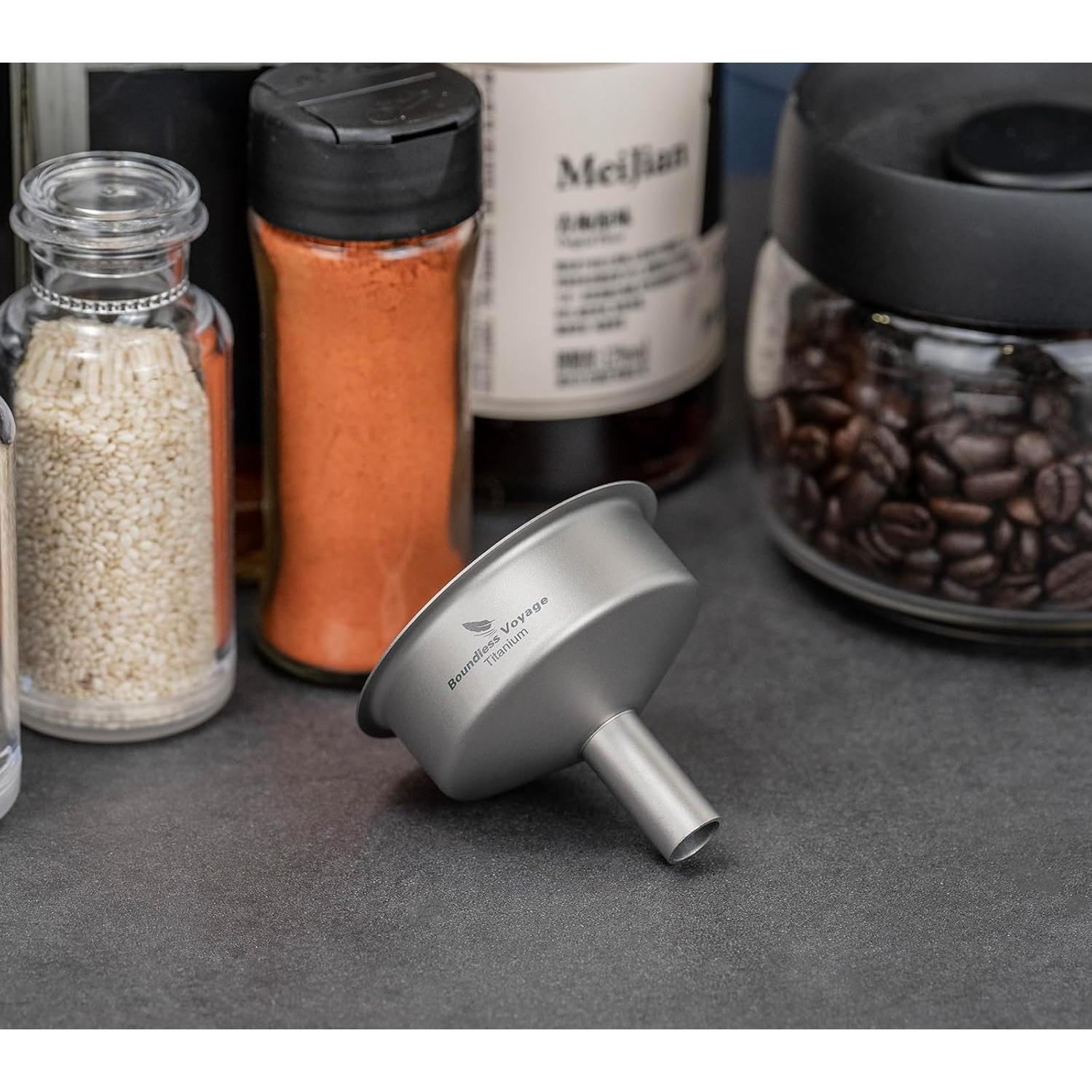 Embudo Mini de Titanio Boundless Voyage 5cm - Cocina y Especias